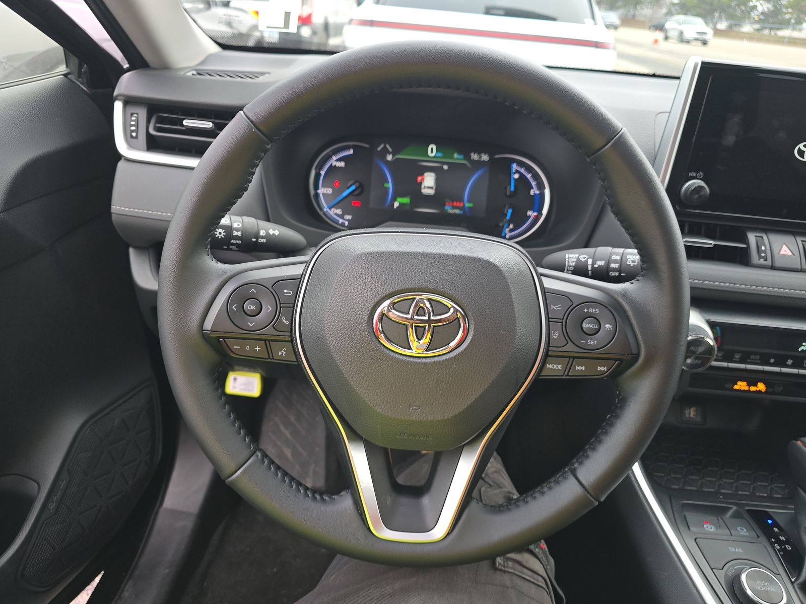 2025 Toyota RAV4 Hybrid XLE Premium AWD