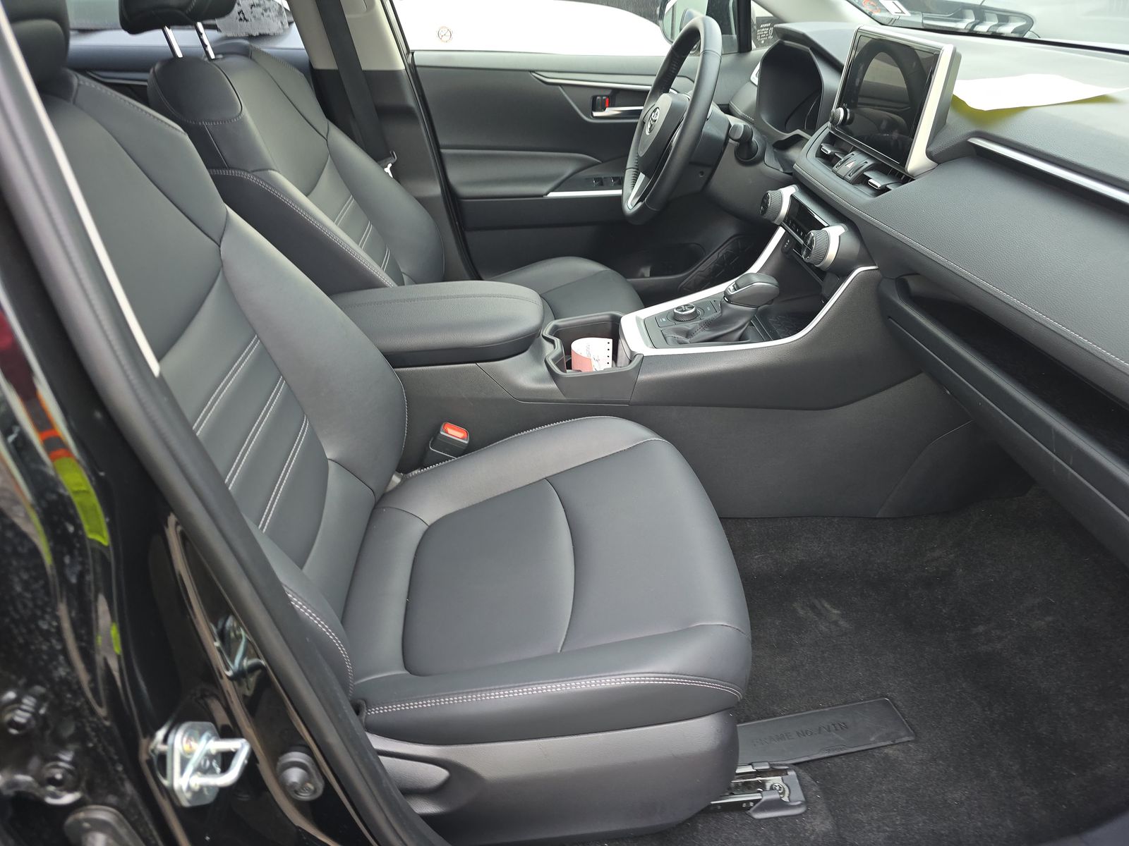 2025 Toyota RAV4 Hybrid XLE Premium AWD