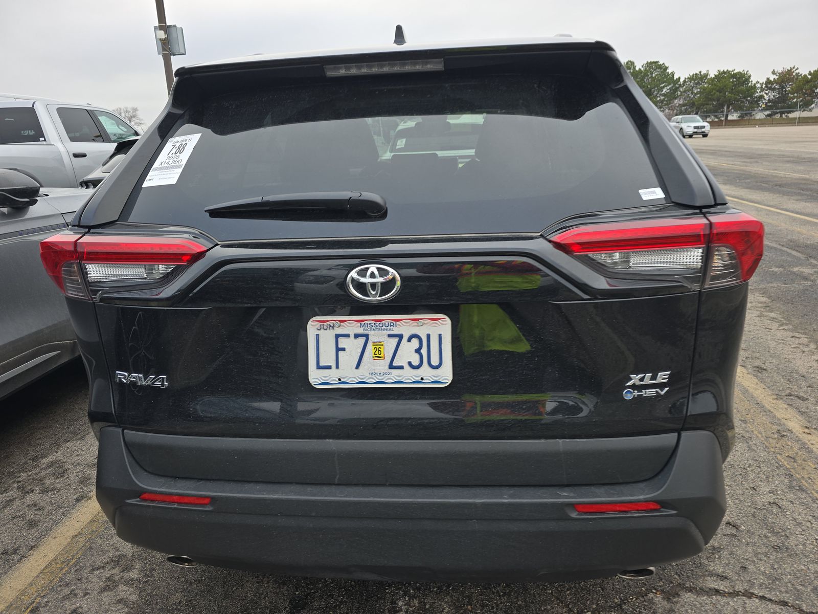 2025 Toyota RAV4 Hybrid XLE Premium AWD