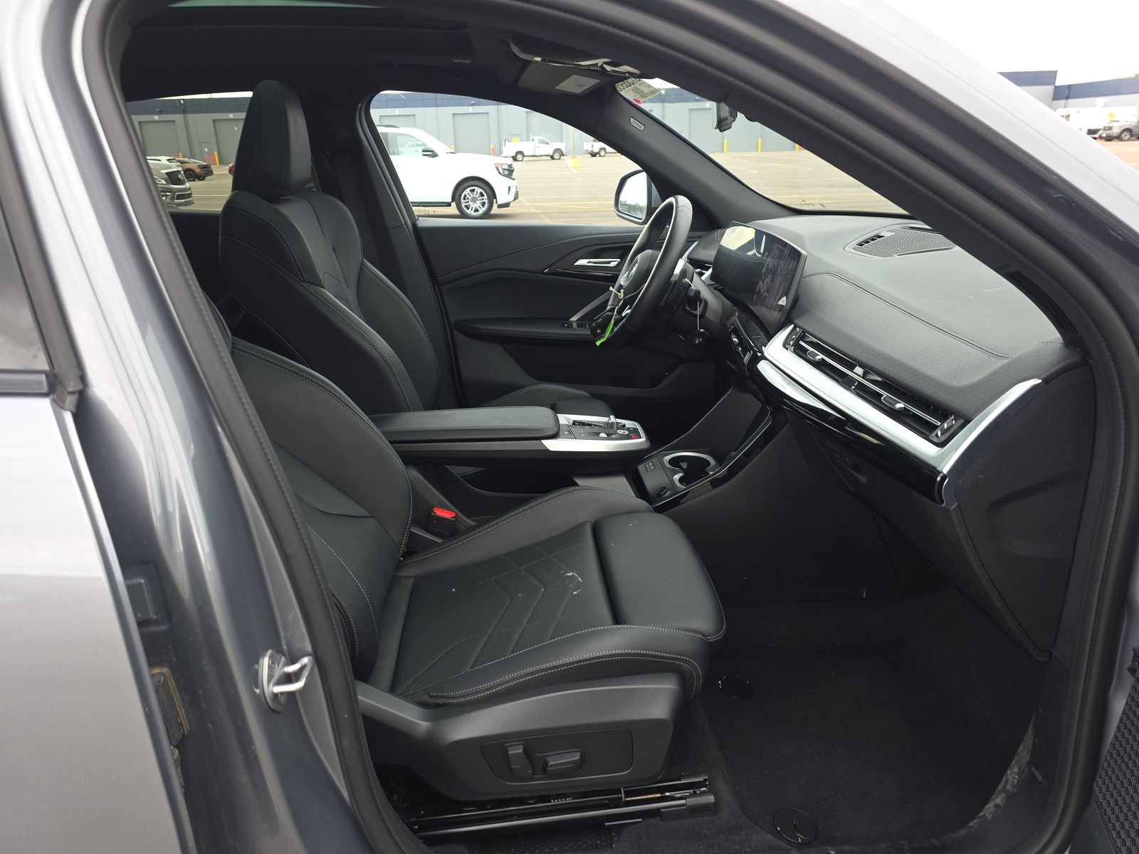 2025 BMW X2 xDrive28i AWD