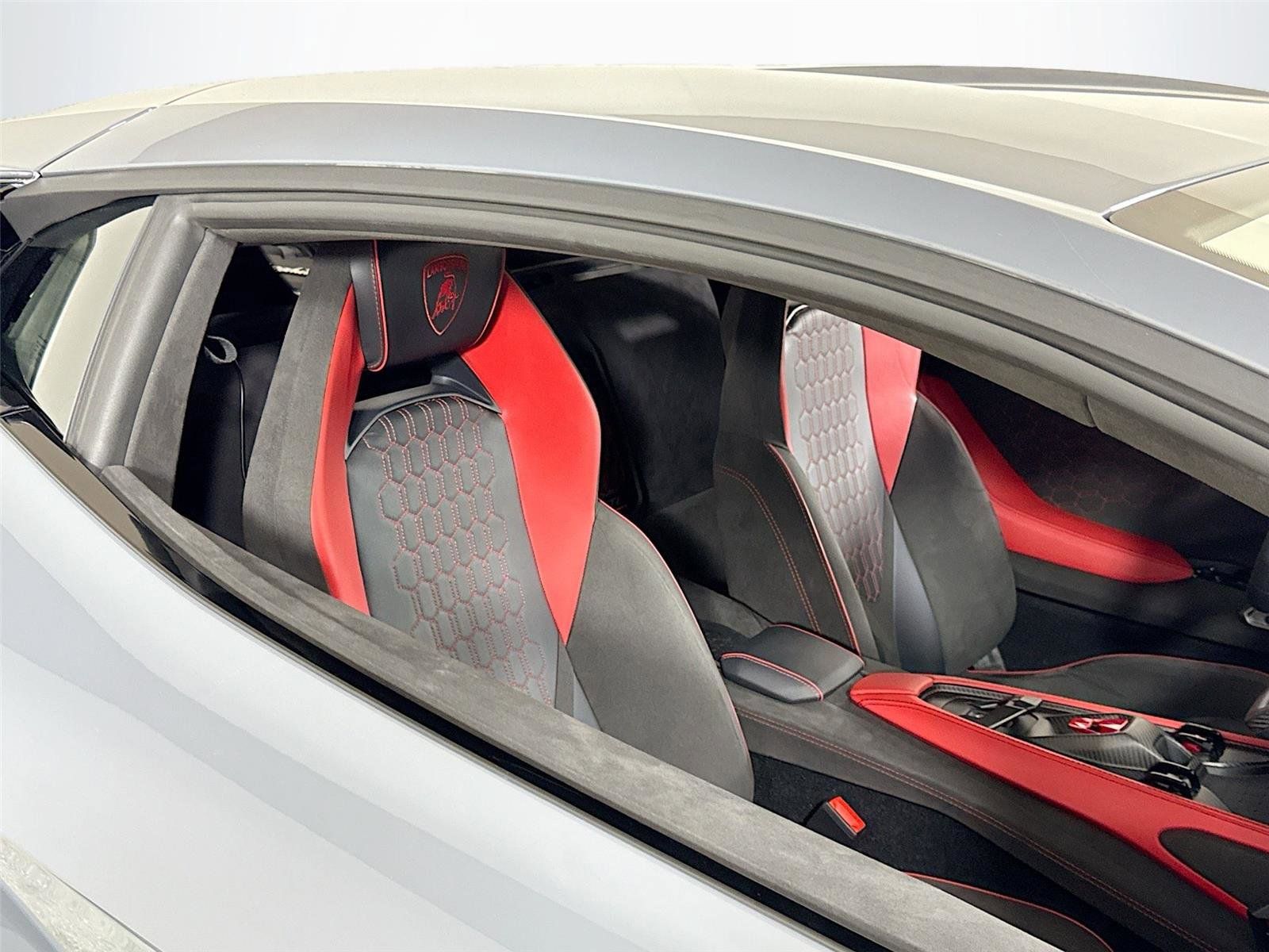 2024 Lamborghini Revuelto Base AWD