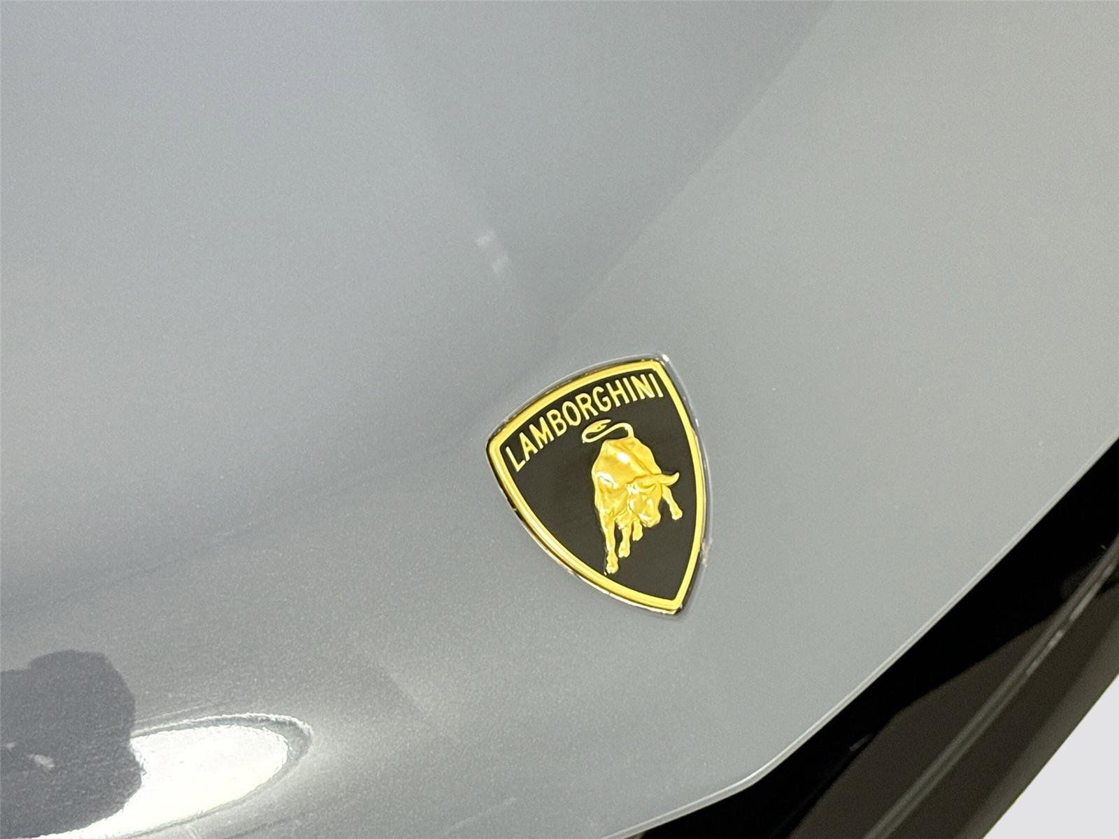 2024 Lamborghini Revuelto Base AWD