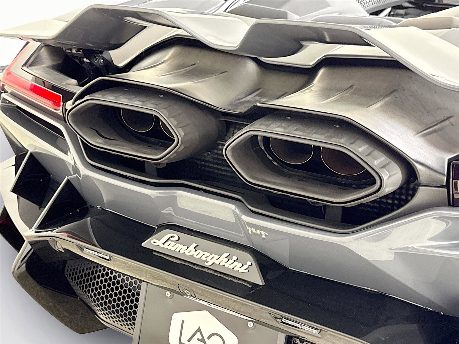 2024 Lamborghini Revuelto Base AWD