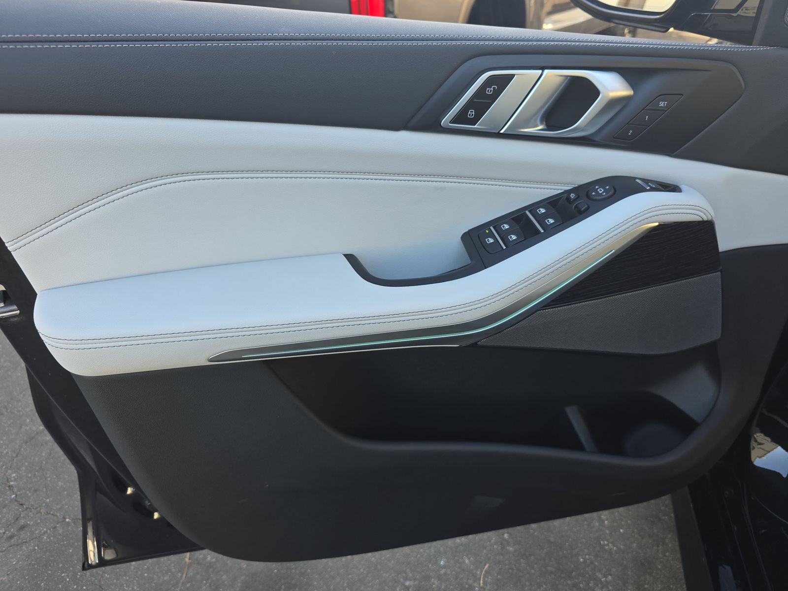 2025 BMW X5 xDrive40i AWD