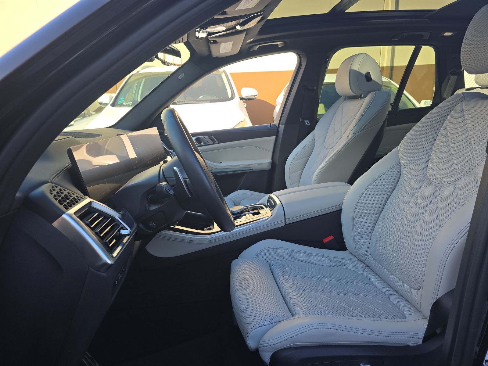 2025 BMW X5 xDrive40i AWD