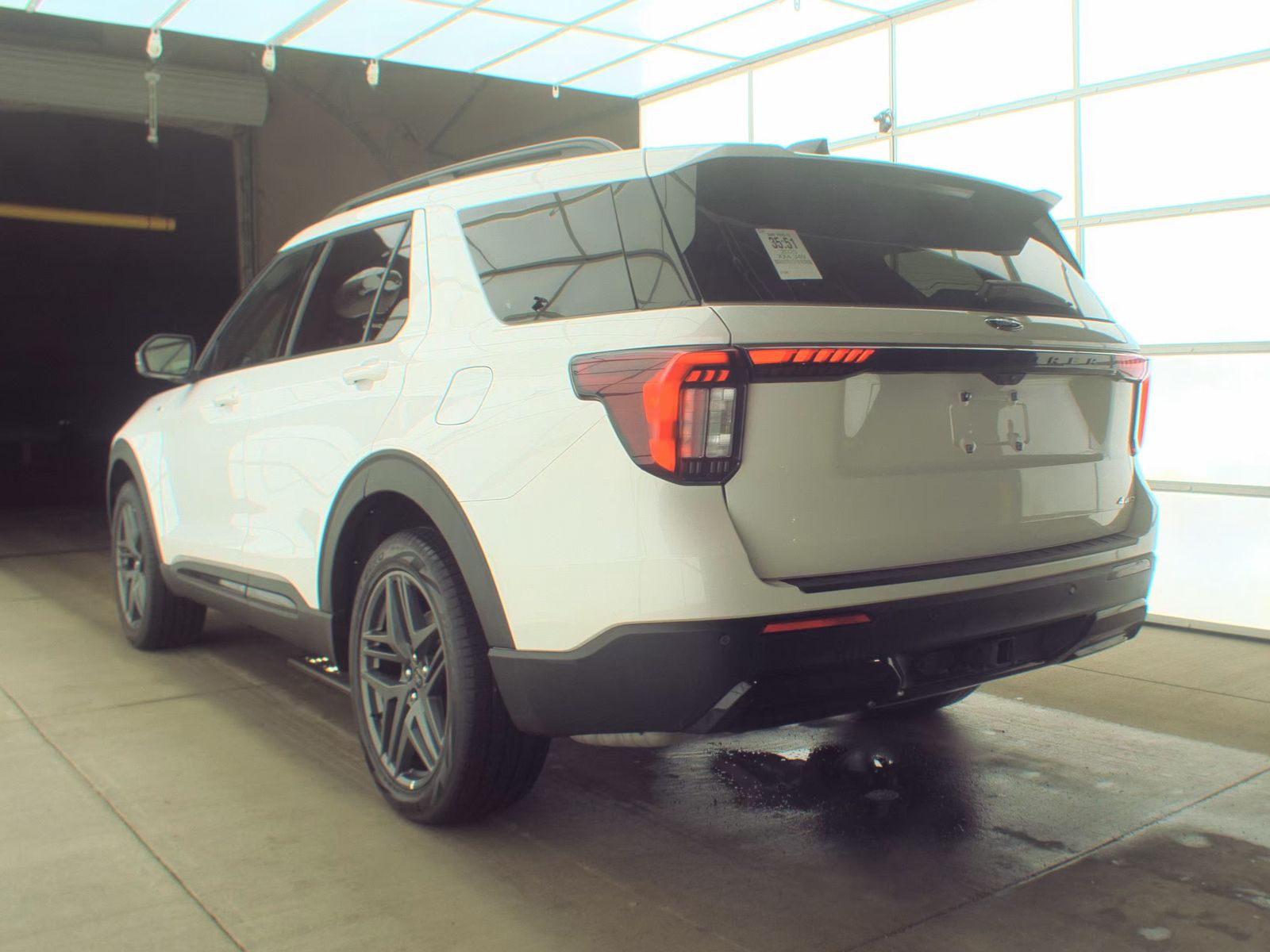 2025 Ford Explorer ST-Line AWD