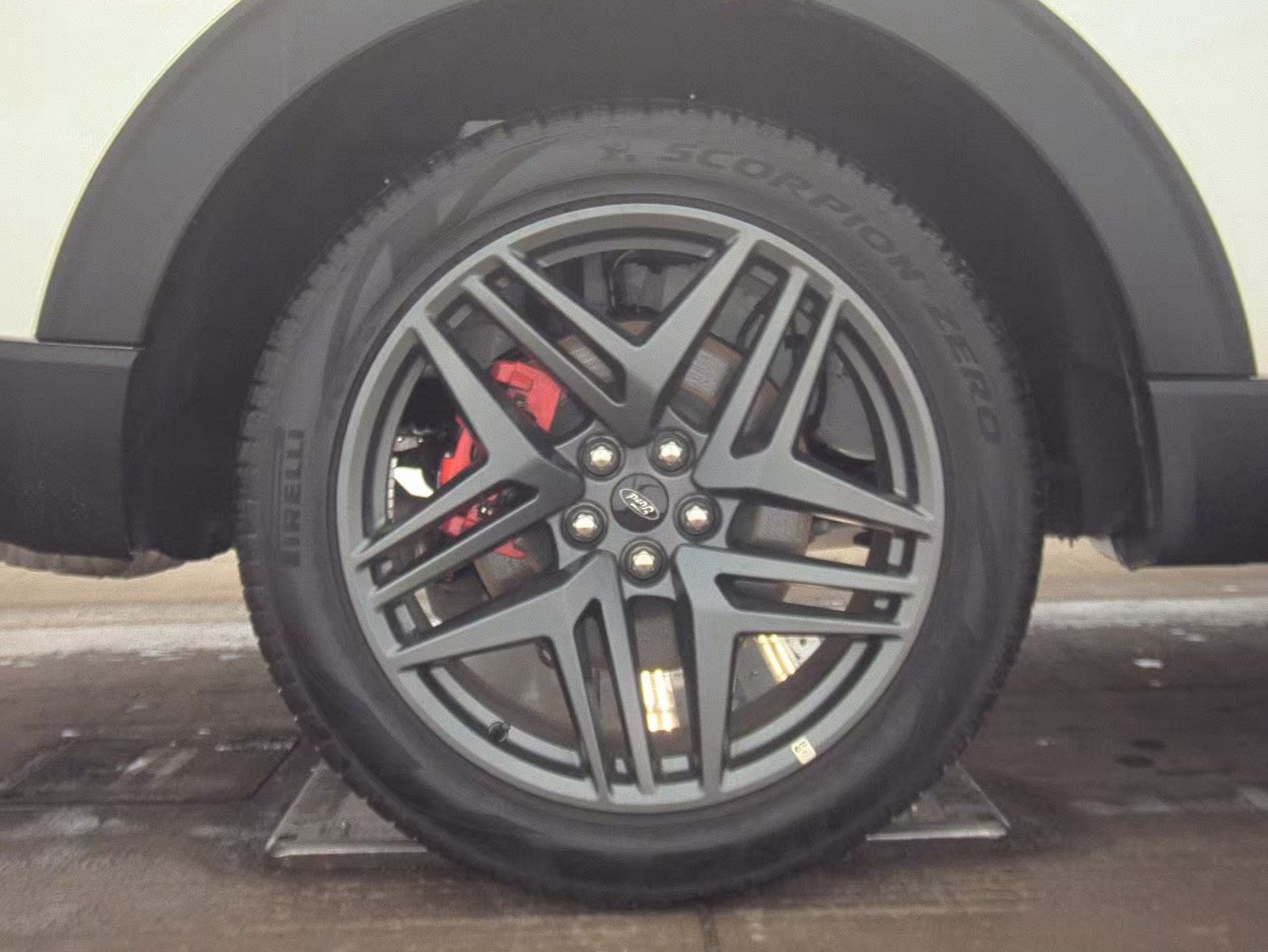 2025 Ford Explorer ST-Line AWD