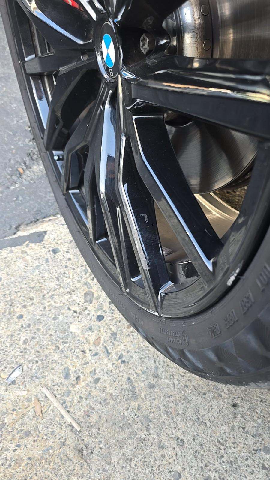 2025 BMW X5 xDrive40i AWD