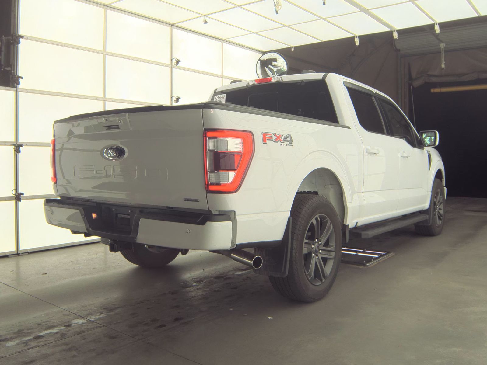 2023 Ford F-150 Lariat AWD