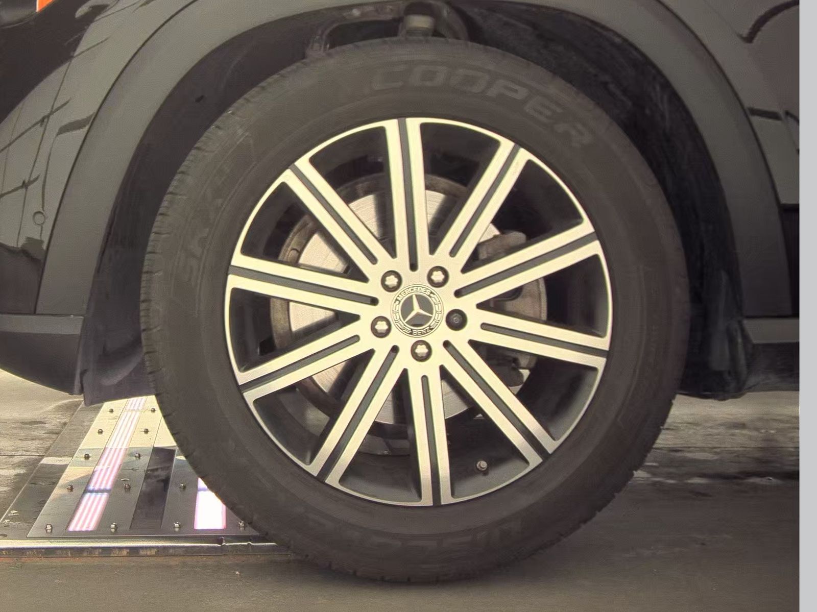 MERCEDES-BENZ GLE-CLASS - 10