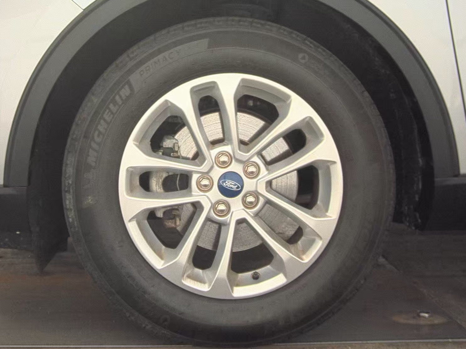 2022 Ford Escape SE FWD