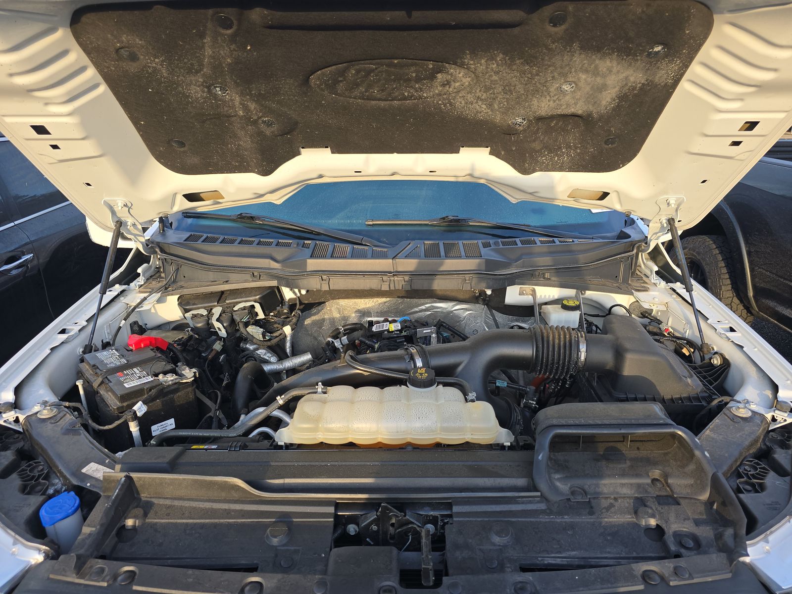 2023 Ford F-150 Lariat AWD