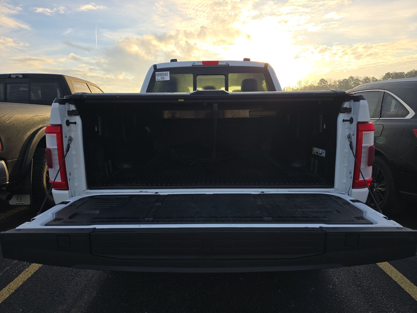 2023 Ford F-150 Lariat AWD