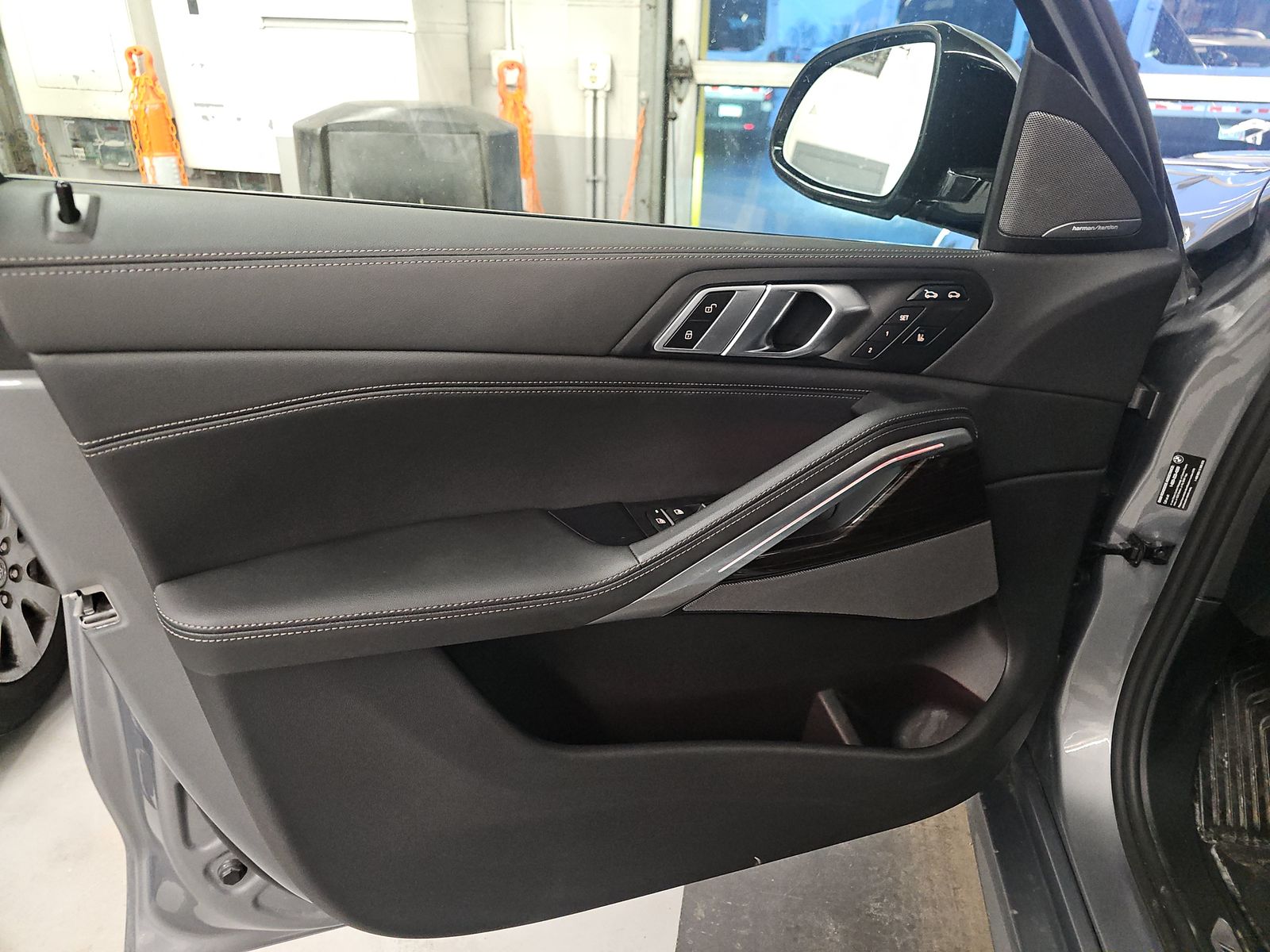 2026 BMW X6 xDrive40i AWD