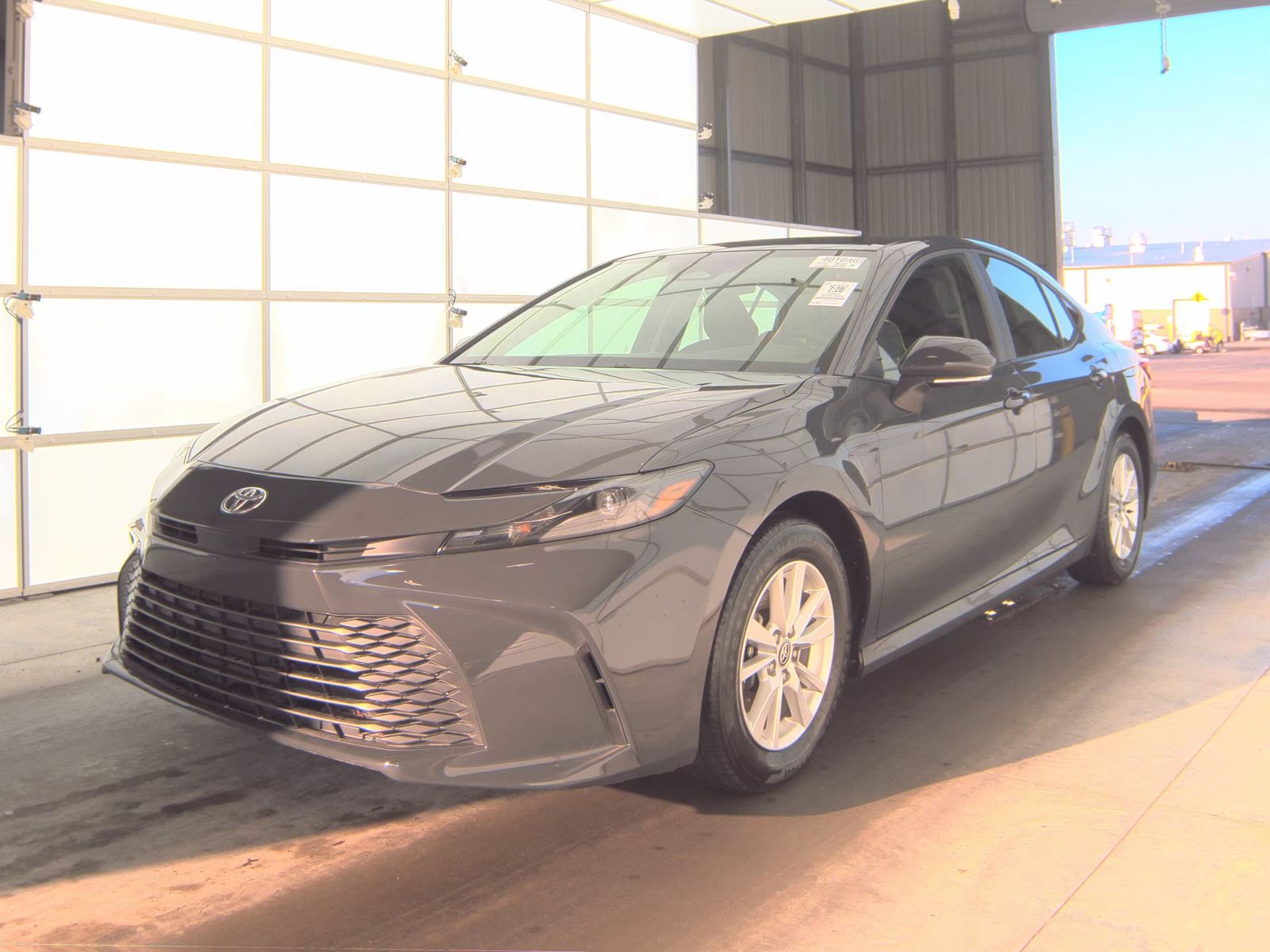 2025 Toyota Camry LE FWD