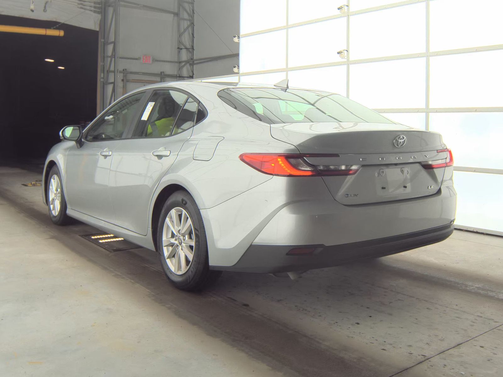 2025 Toyota Camry LE FWD