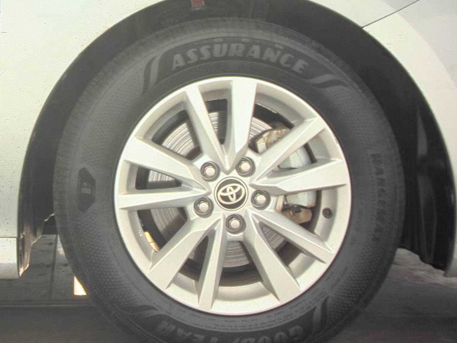 2025 Toyota Camry LE FWD