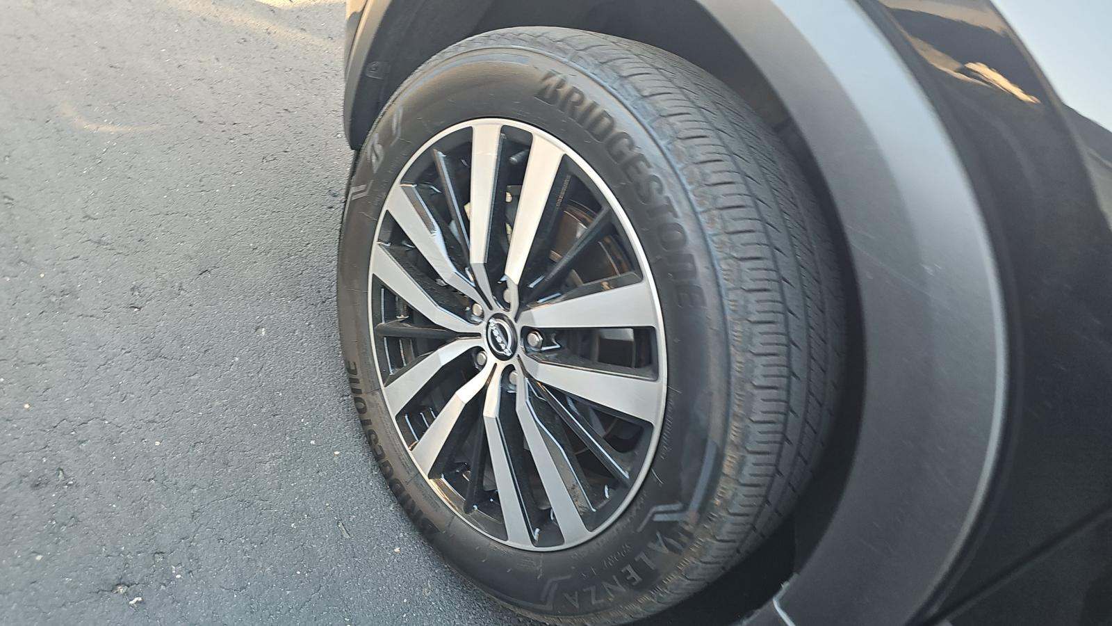 2025 Nissan Pathfinder Platinum FWD