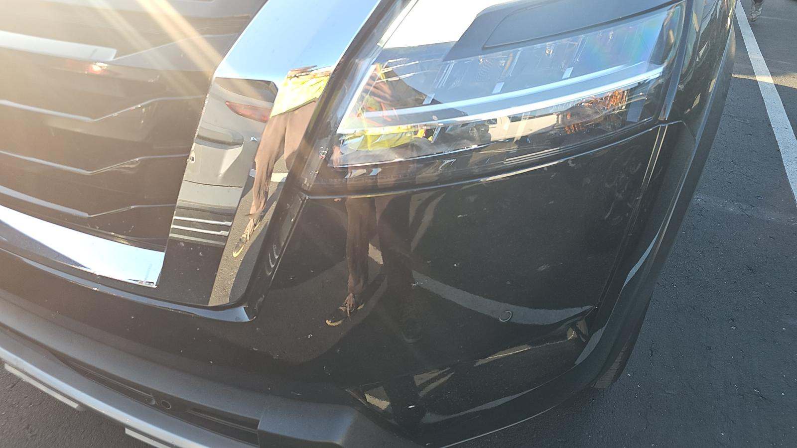 2025 Nissan Pathfinder Platinum FWD