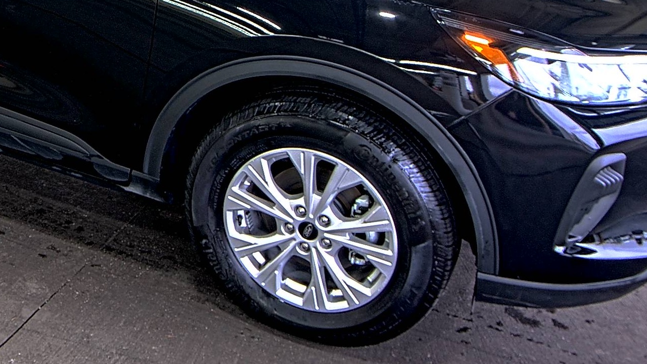 FORD ESCAPE - 9