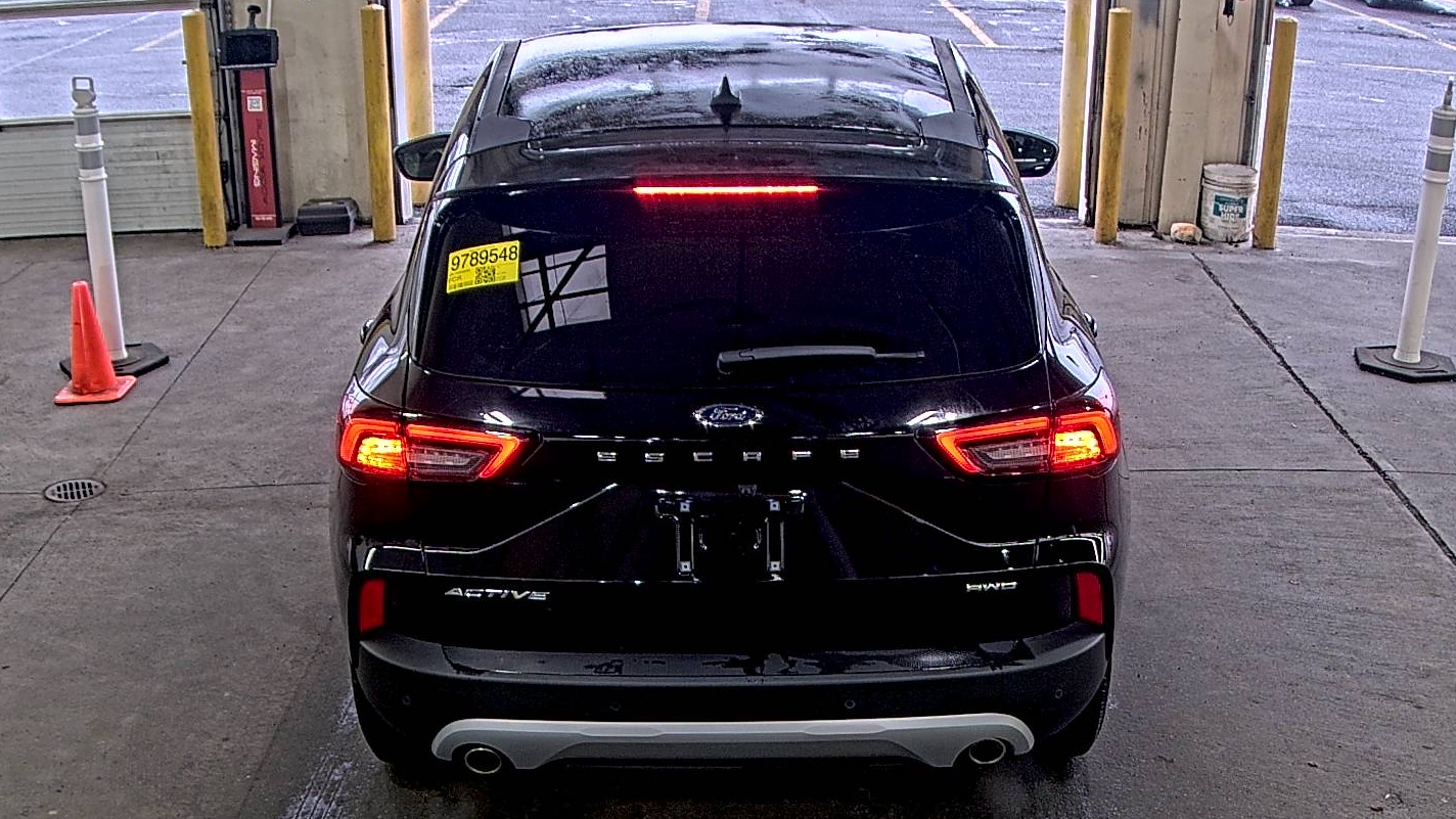 FORD ESCAPE - 6