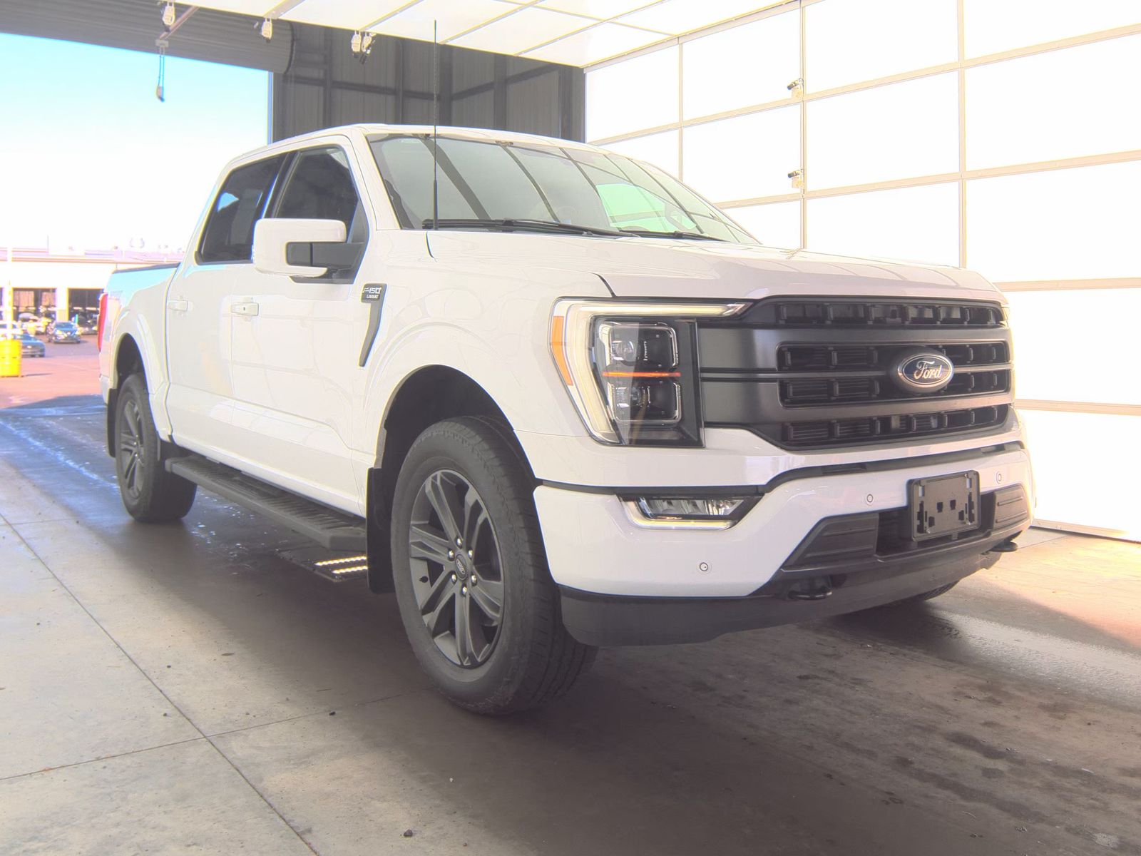 2023 Ford F-150 Lariat AWD