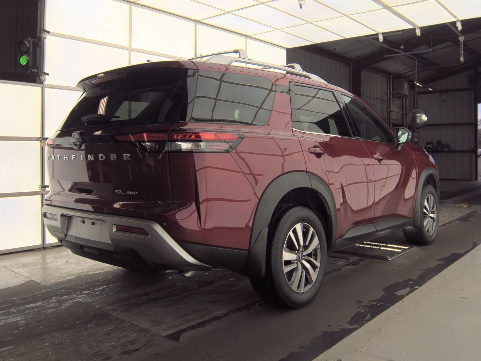 2025 Nissan Pathfinder SL AWD