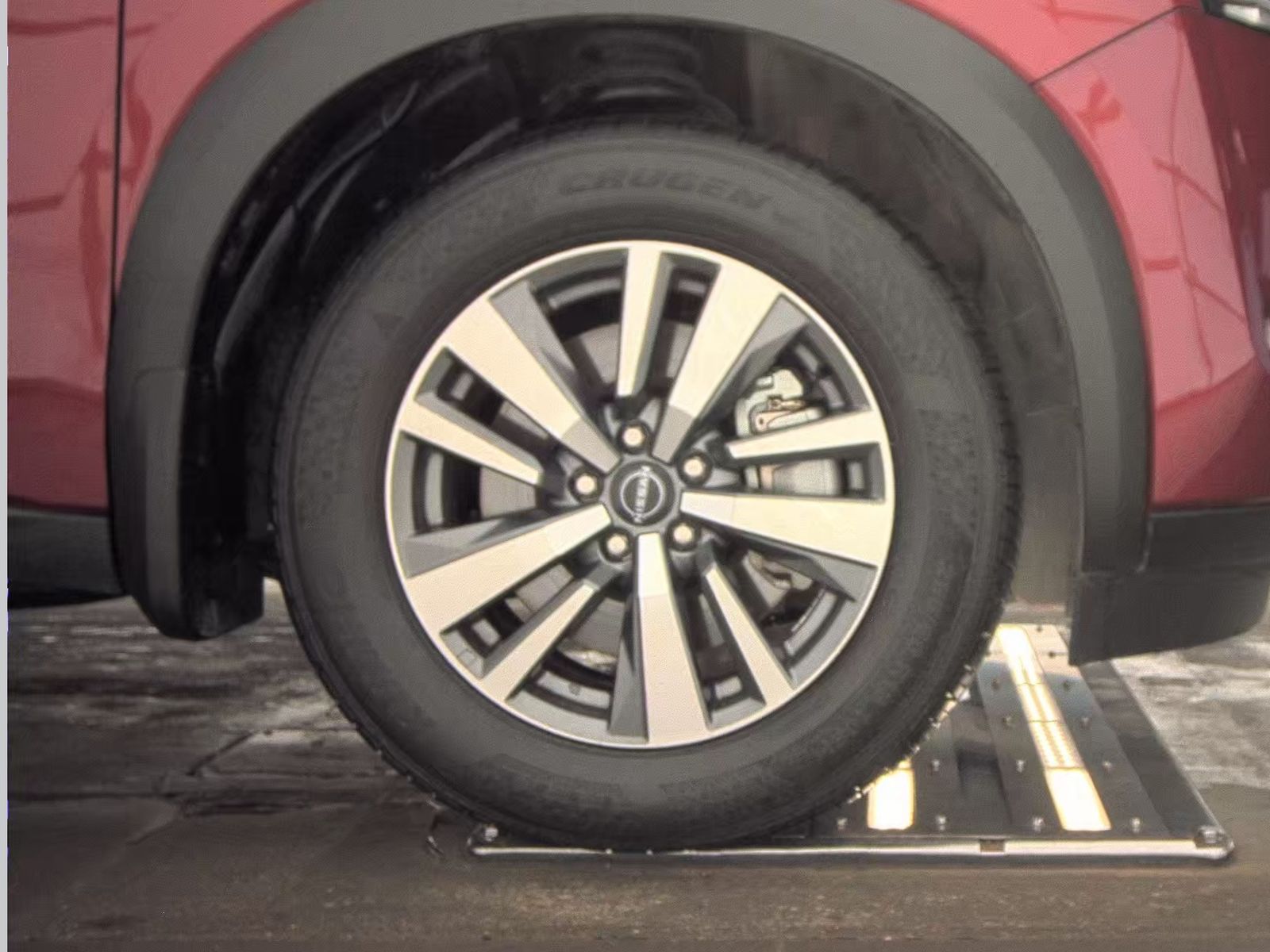 2025 Nissan Pathfinder SL AWD