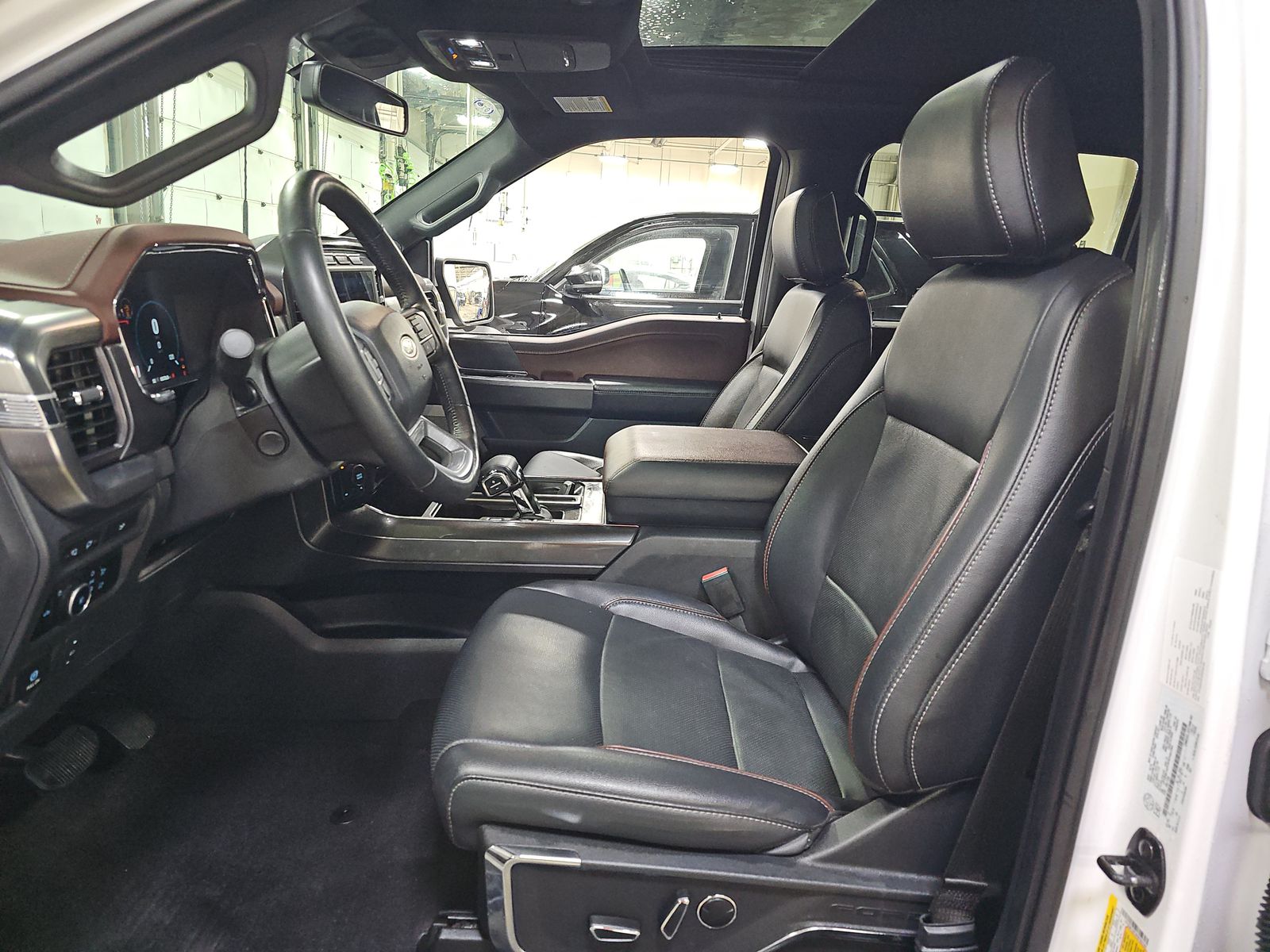 2023 Ford F-150 Lariat AWD