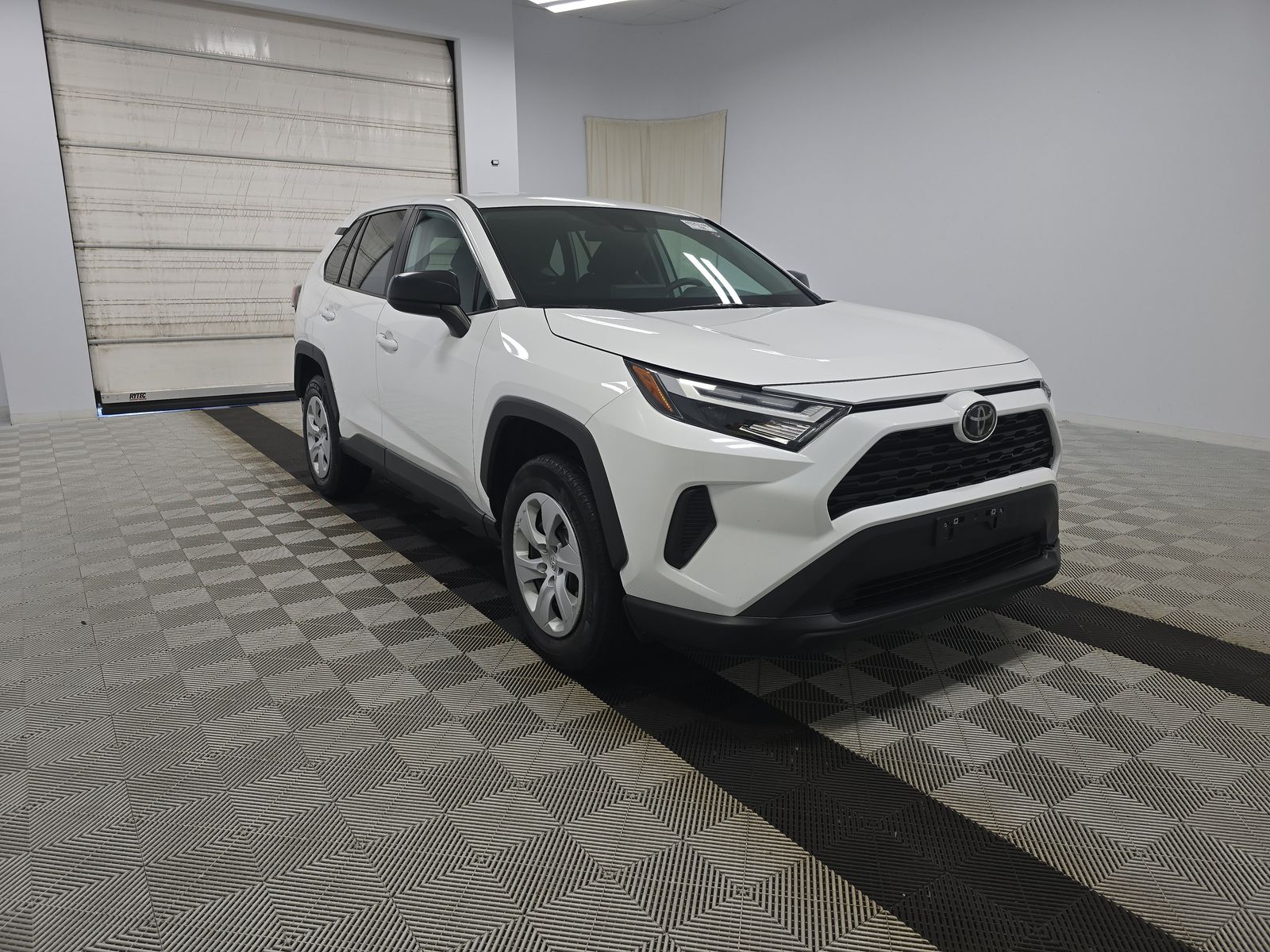2024 Toyota RAV4 LE AWD