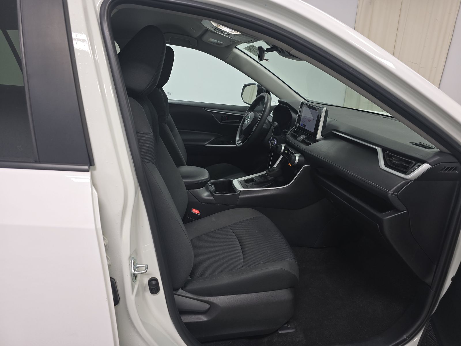 2024 Toyota RAV4 LE AWD