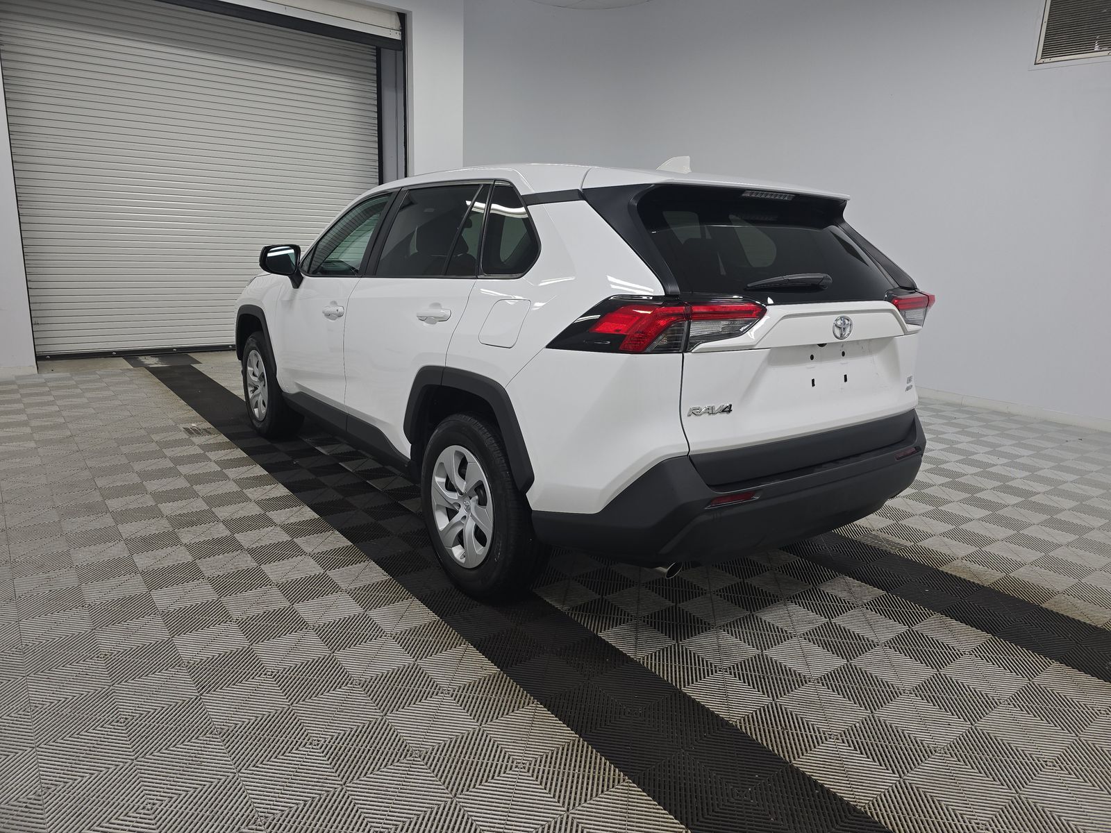 2024 Toyota RAV4 LE AWD