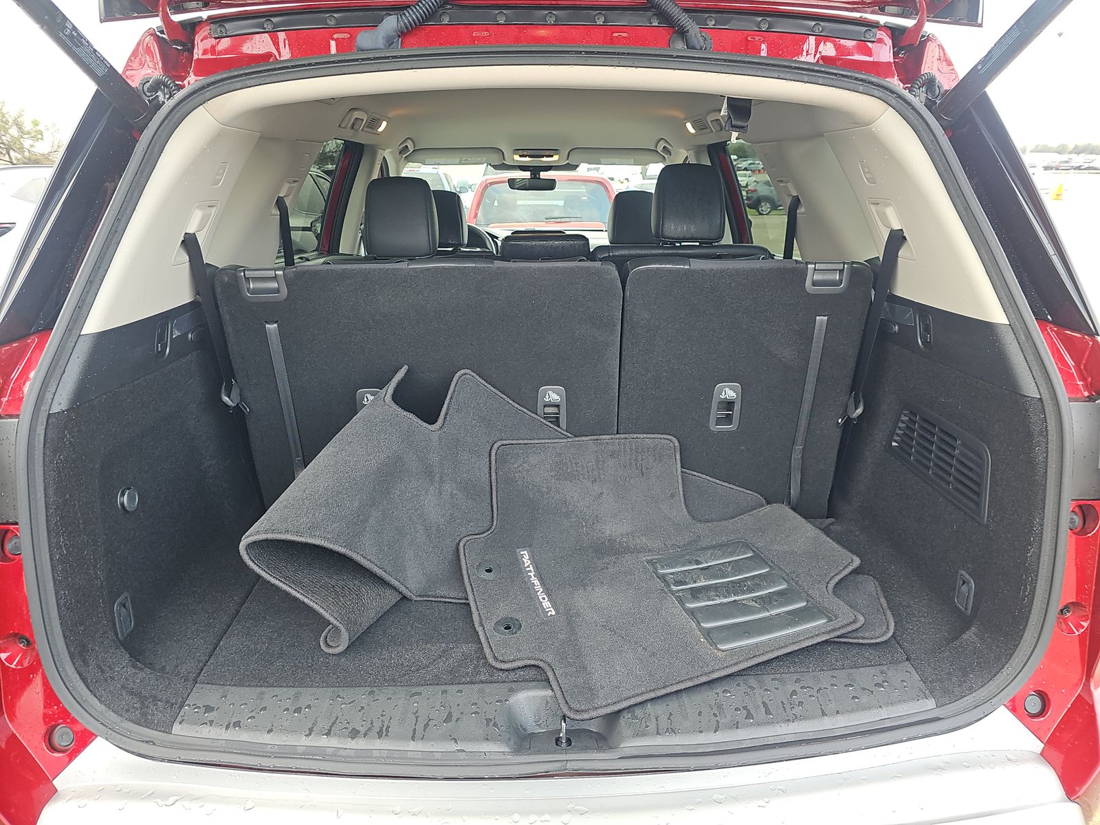 2025 Nissan Pathfinder SL AWD