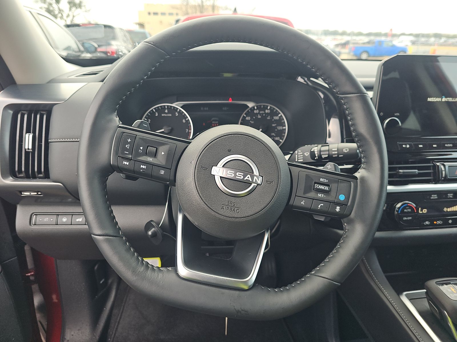 2025 Nissan Pathfinder SL AWD