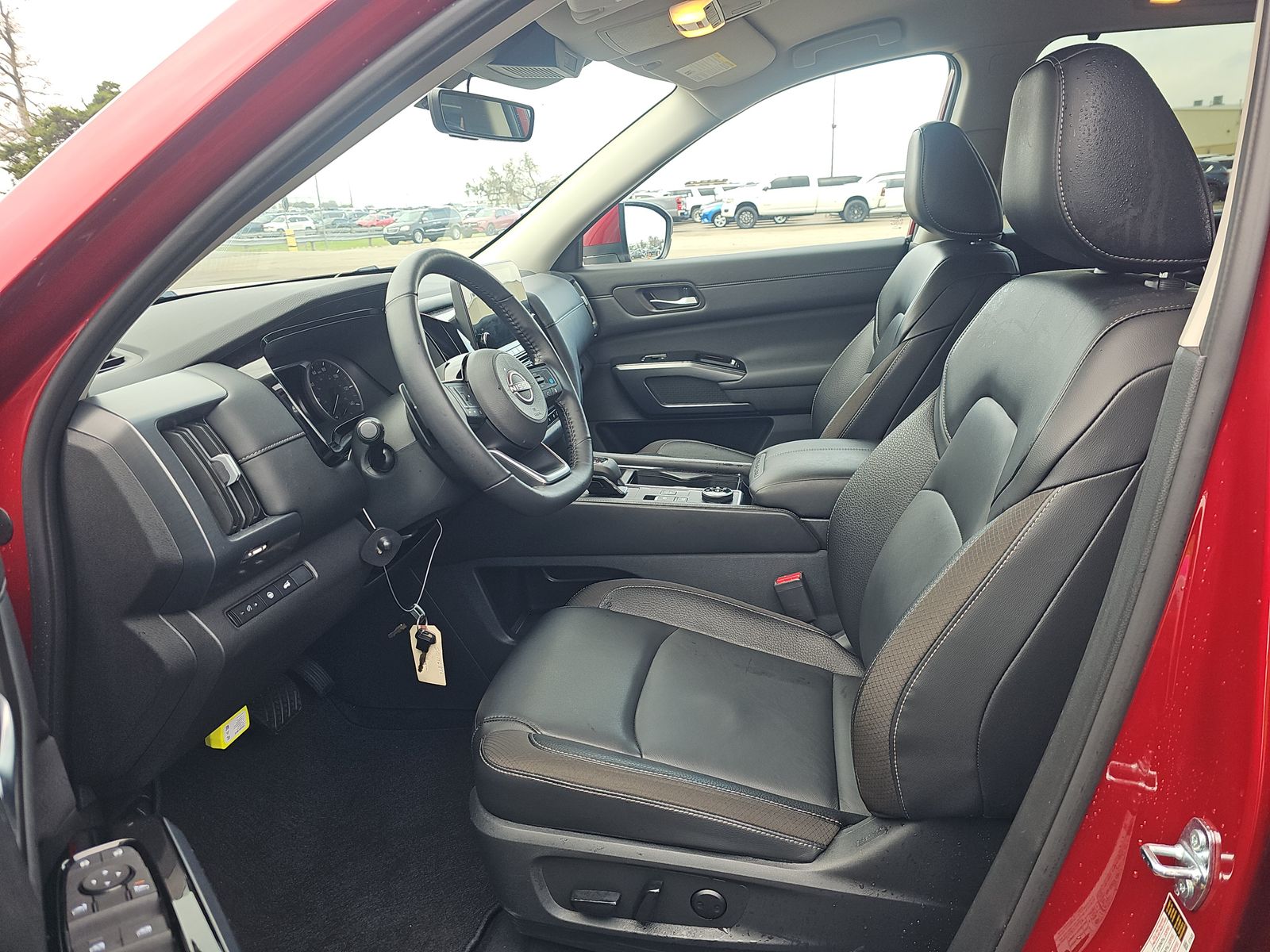 2025 Nissan Pathfinder SL AWD