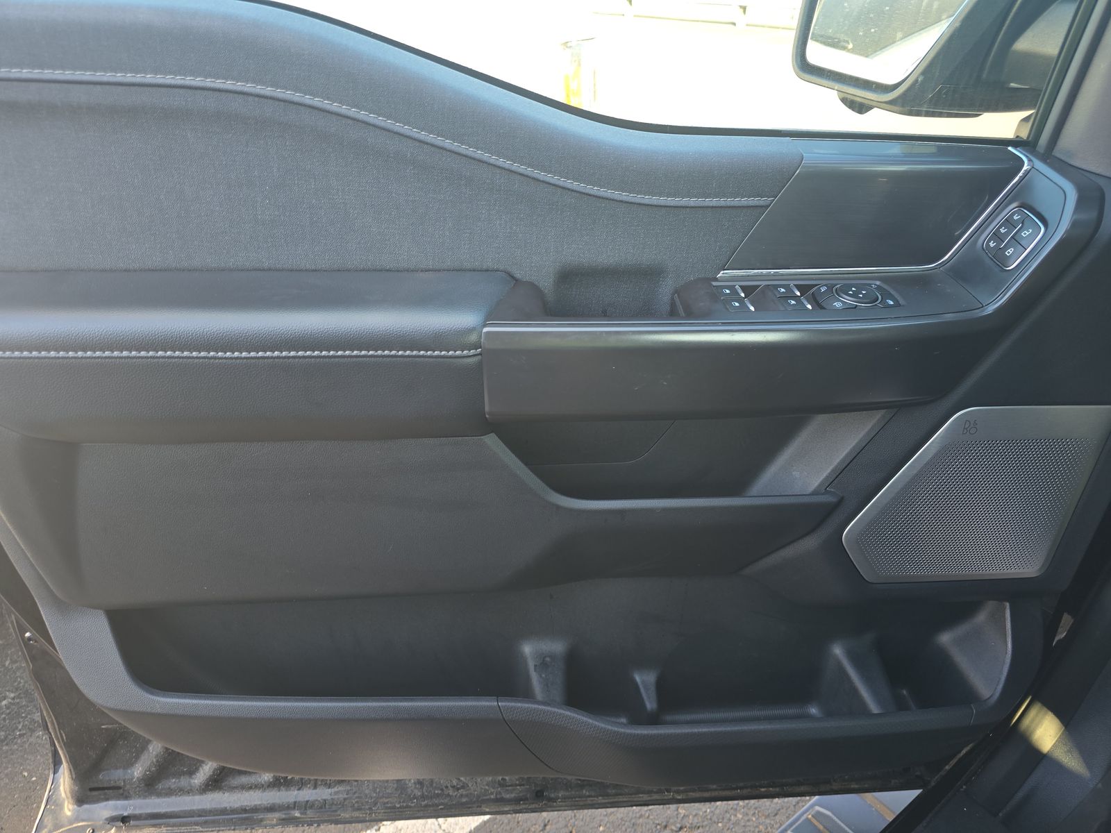 2024 Ford F-150 Hybrid Lariat AWD