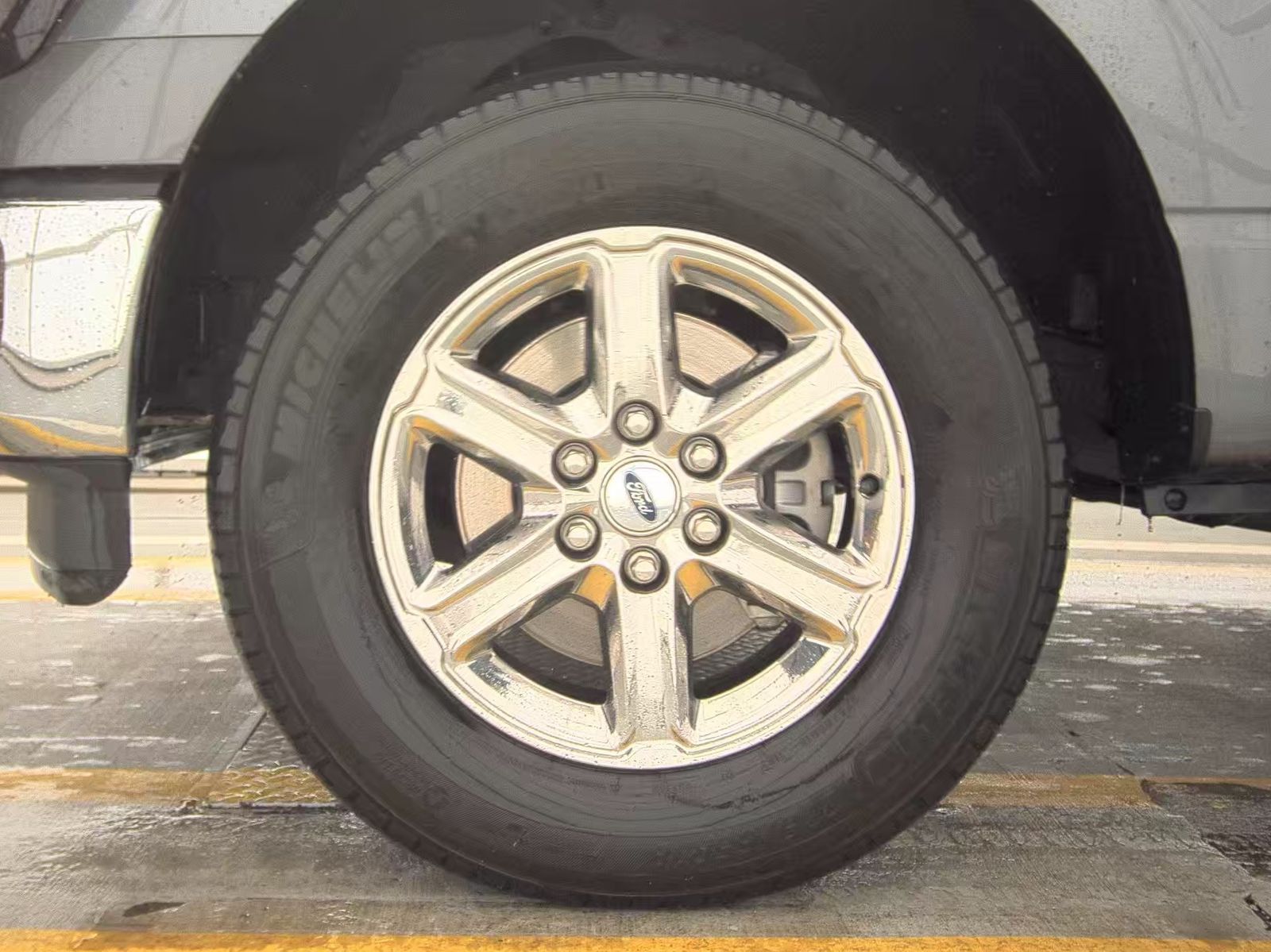 2024 Ford F-150 Hybrid XLT AWD