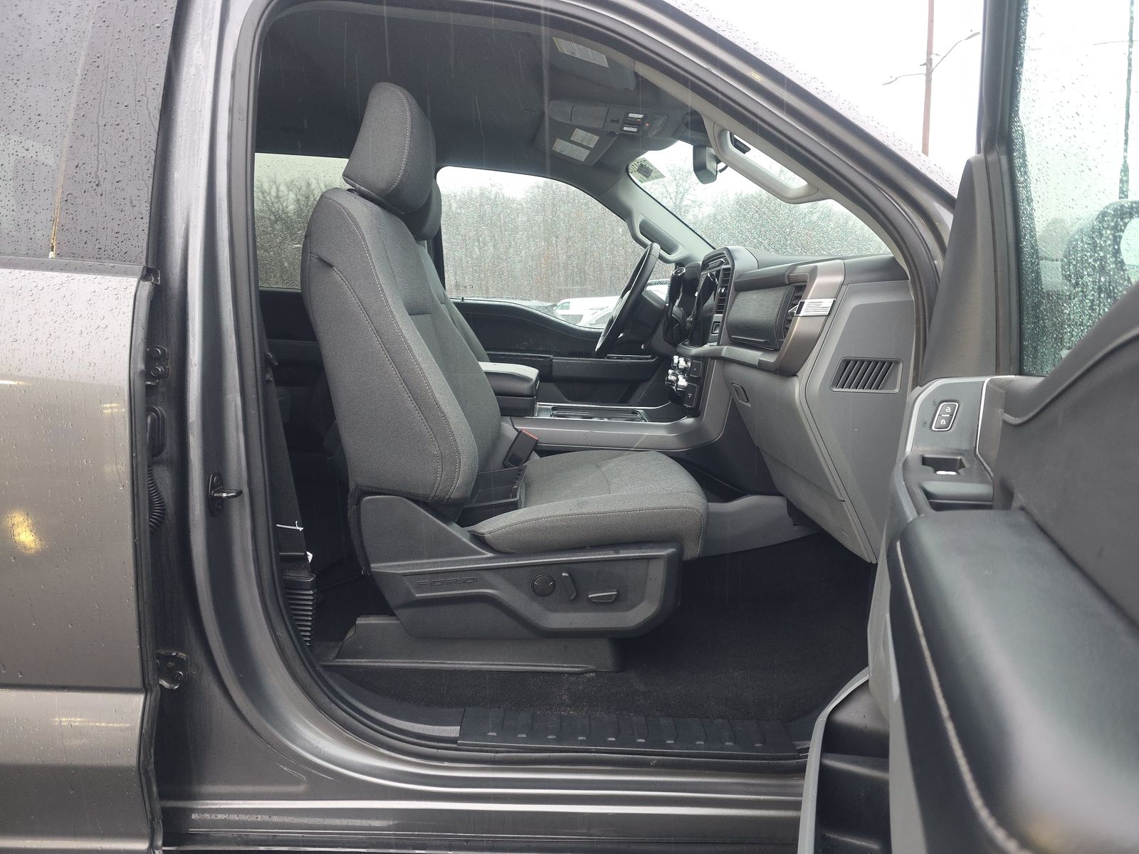 2024 Ford F-150 Hybrid XLT AWD