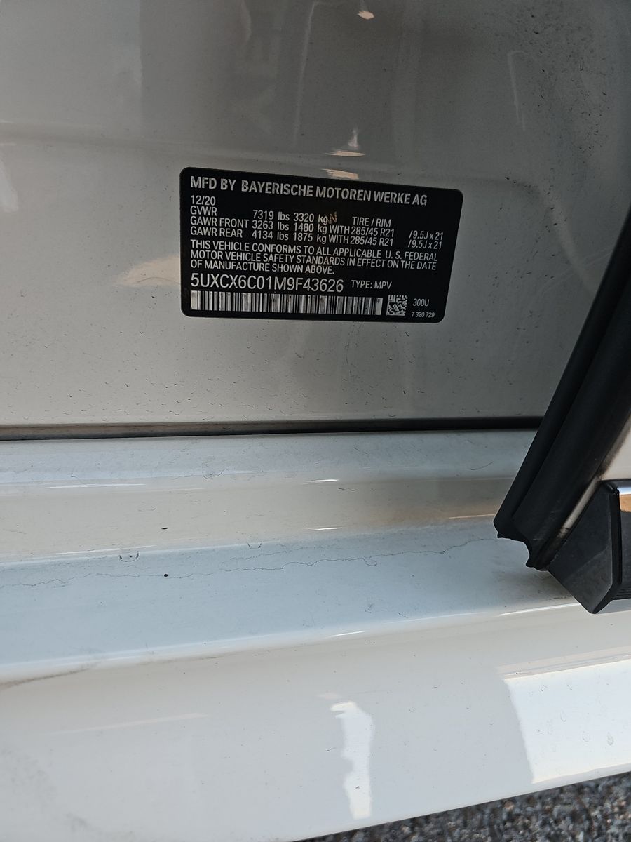 2021 BMW X7 M50i AWD