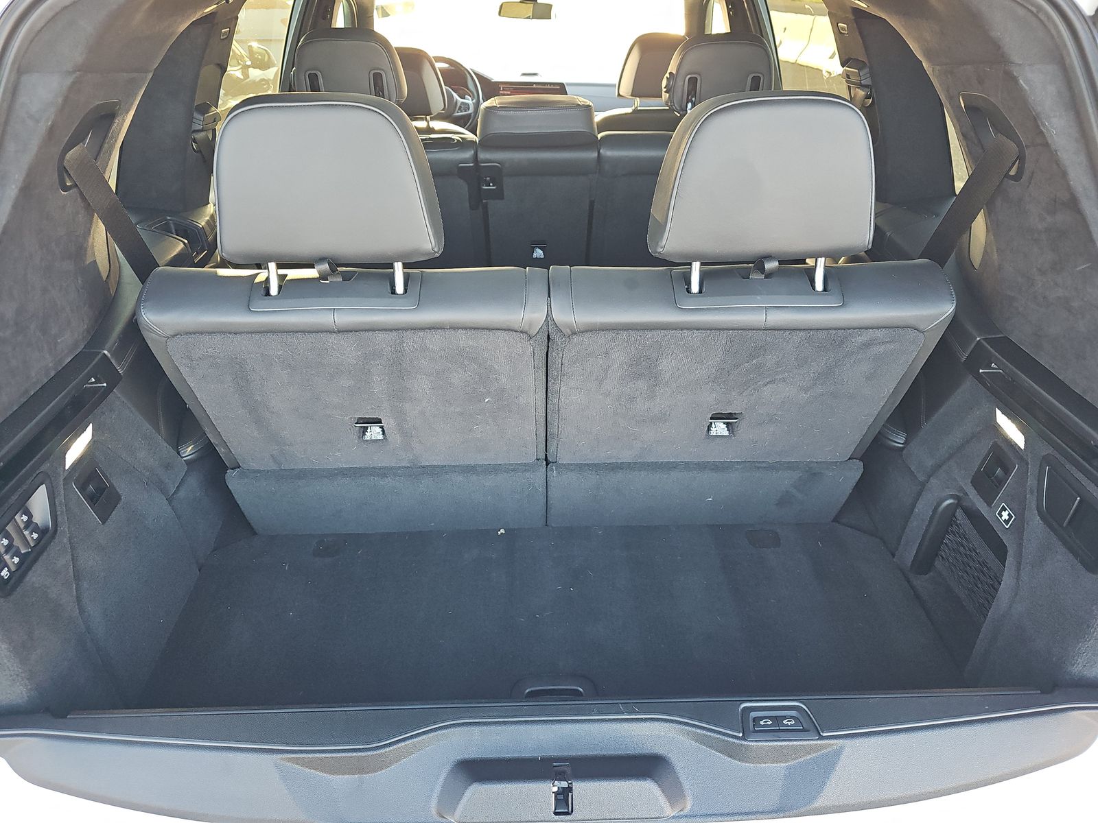 2021 BMW X7 M50i AWD