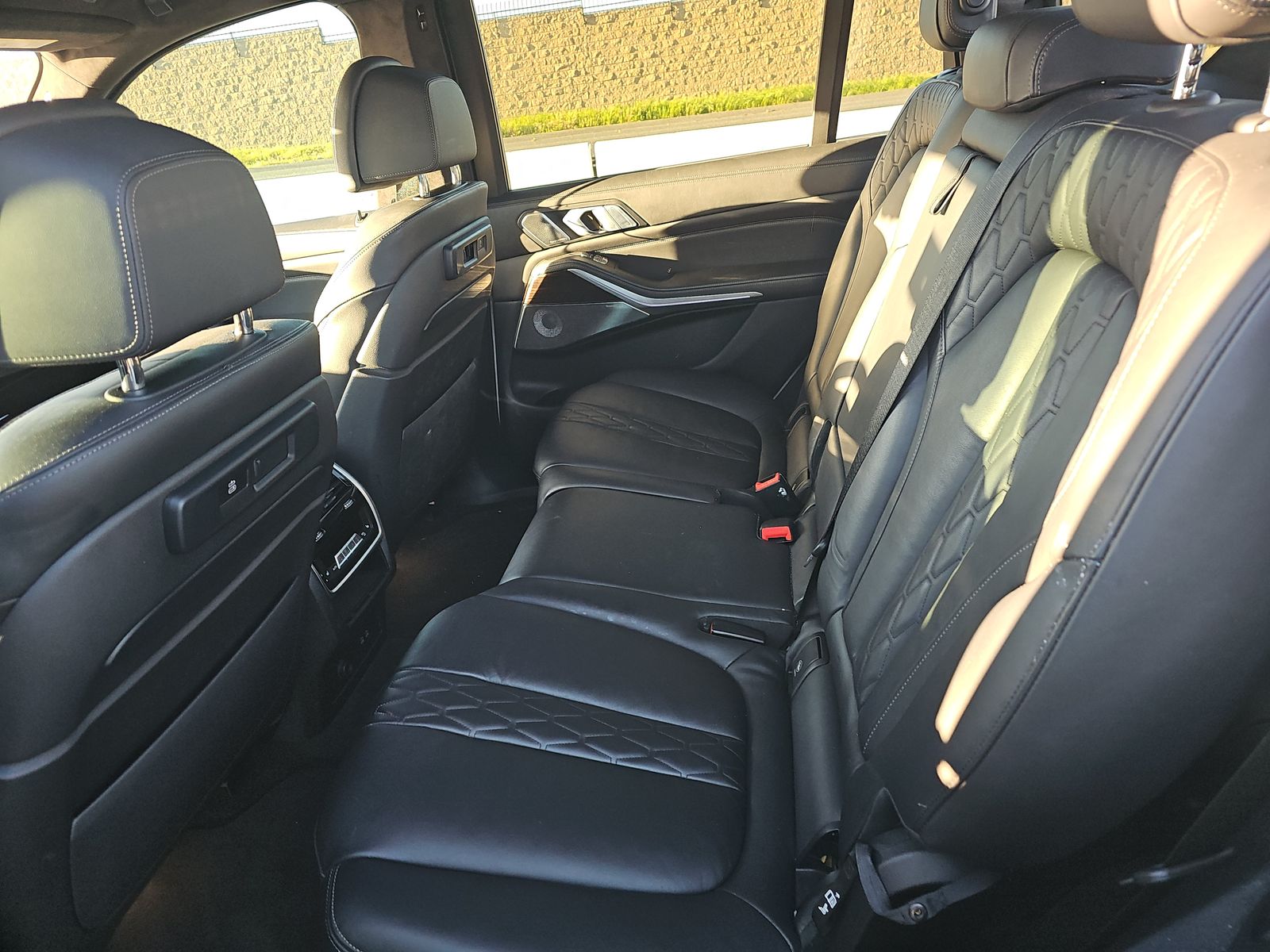 2021 BMW X7 M50i AWD