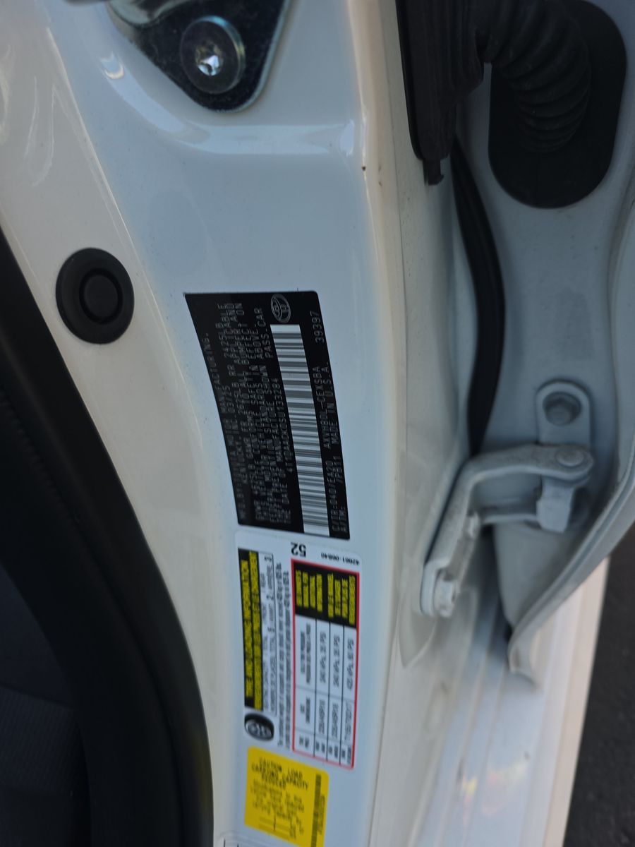 2025 Toyota Camry SE FWD