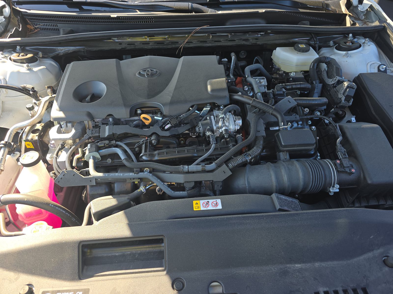 2025 Toyota Camry SE FWD