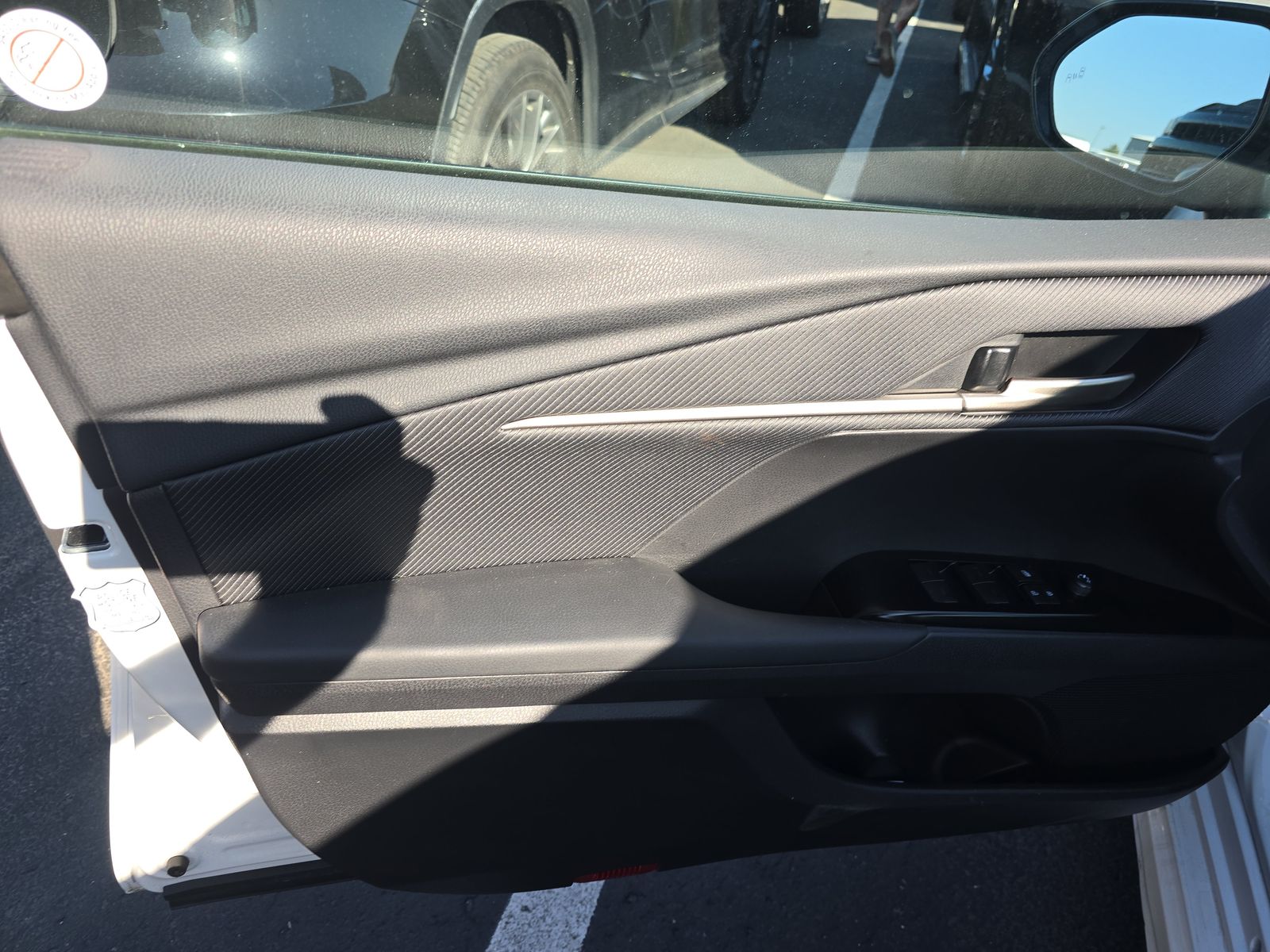 2025 Toyota Camry SE FWD