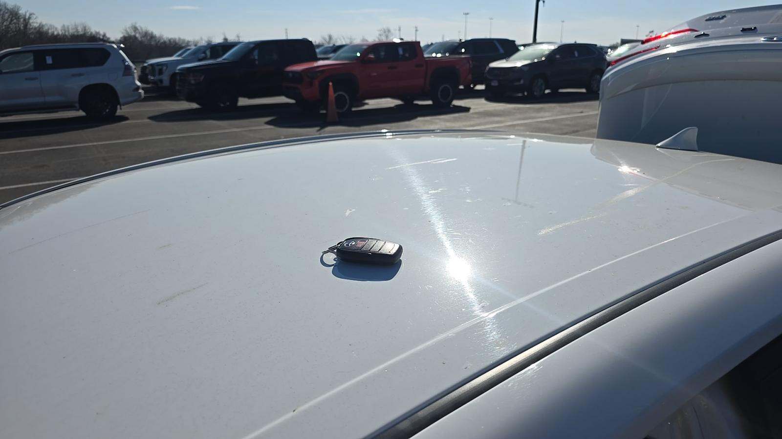 2025 Toyota Camry SE FWD