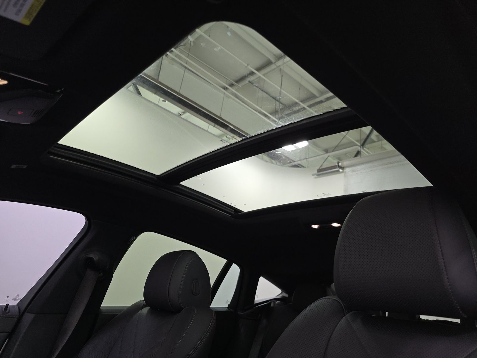 2023 BMW X6 xDrive40i AWD