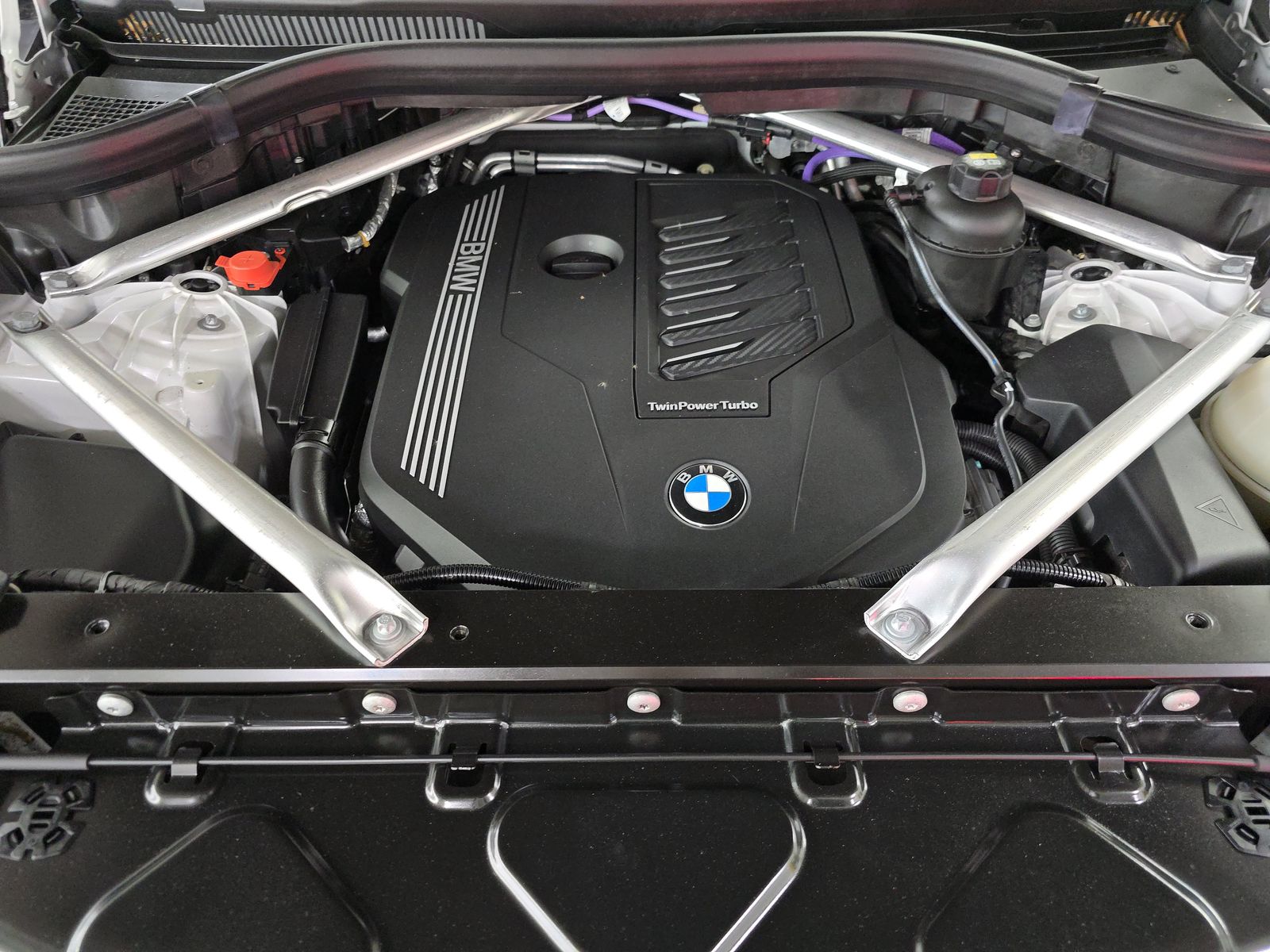 2023 BMW X6 xDrive40i AWD