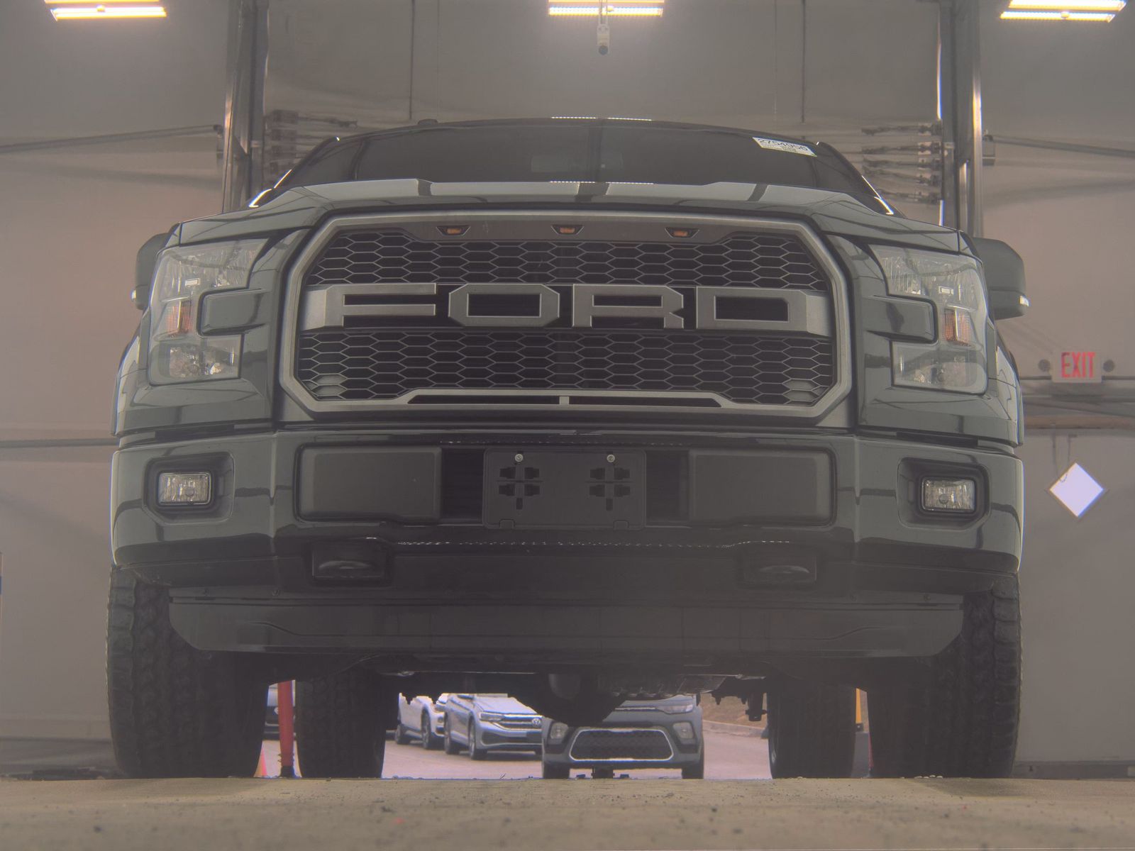 FORD F-150 - 4