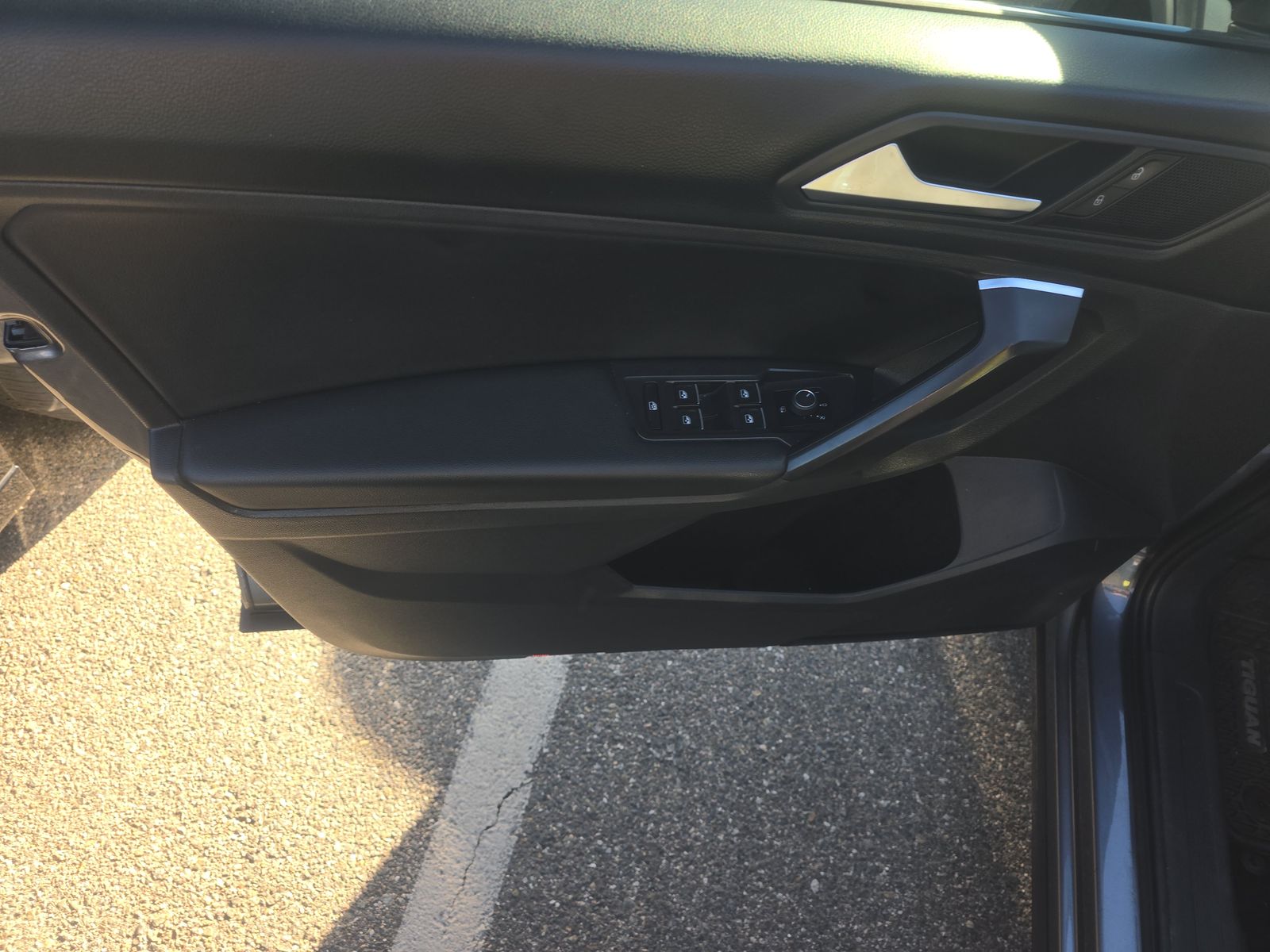 2021 Volkswagen Tiguan 2.0T SE FWD