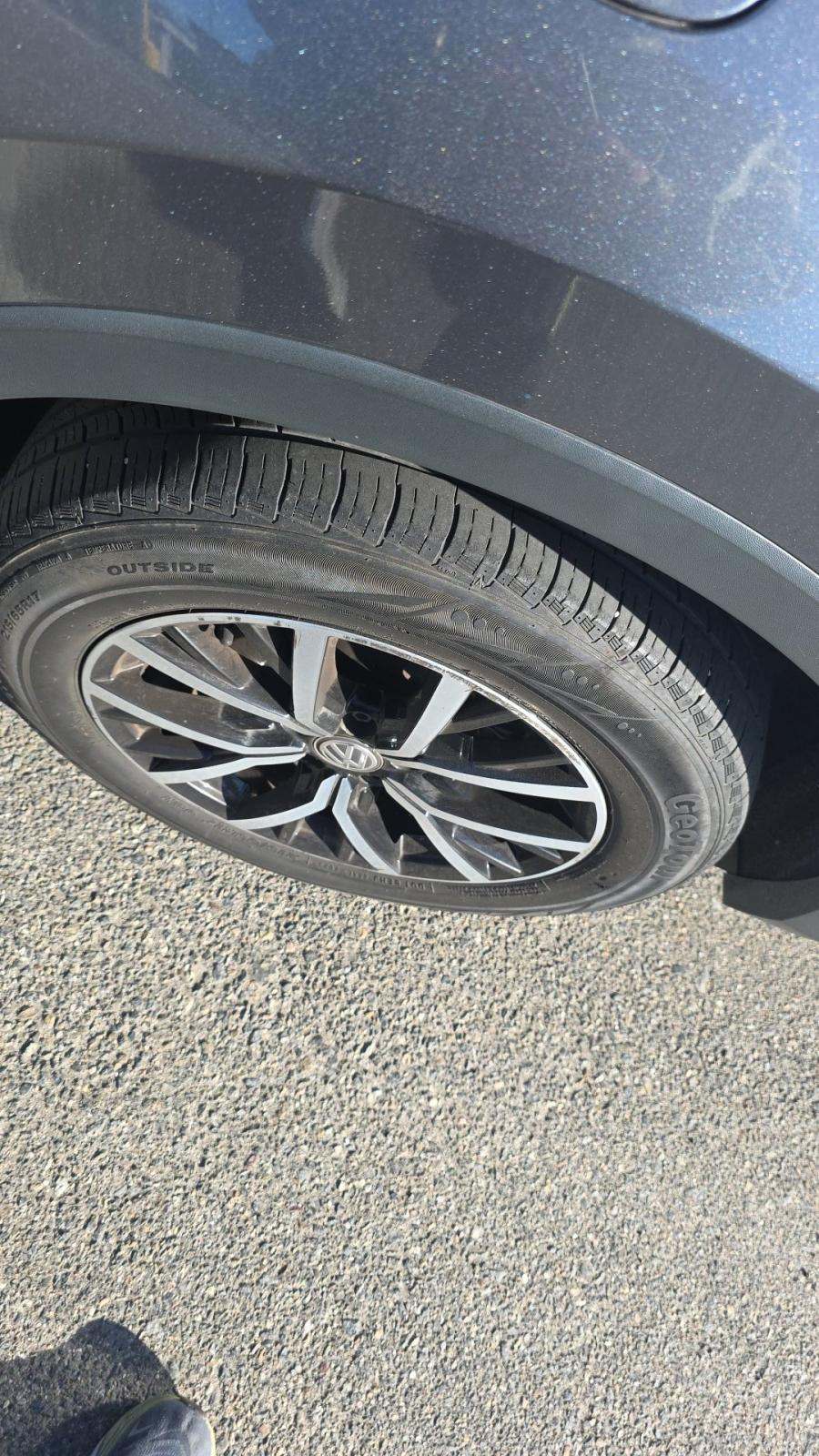 2021 Volkswagen Tiguan 2.0T SE FWD